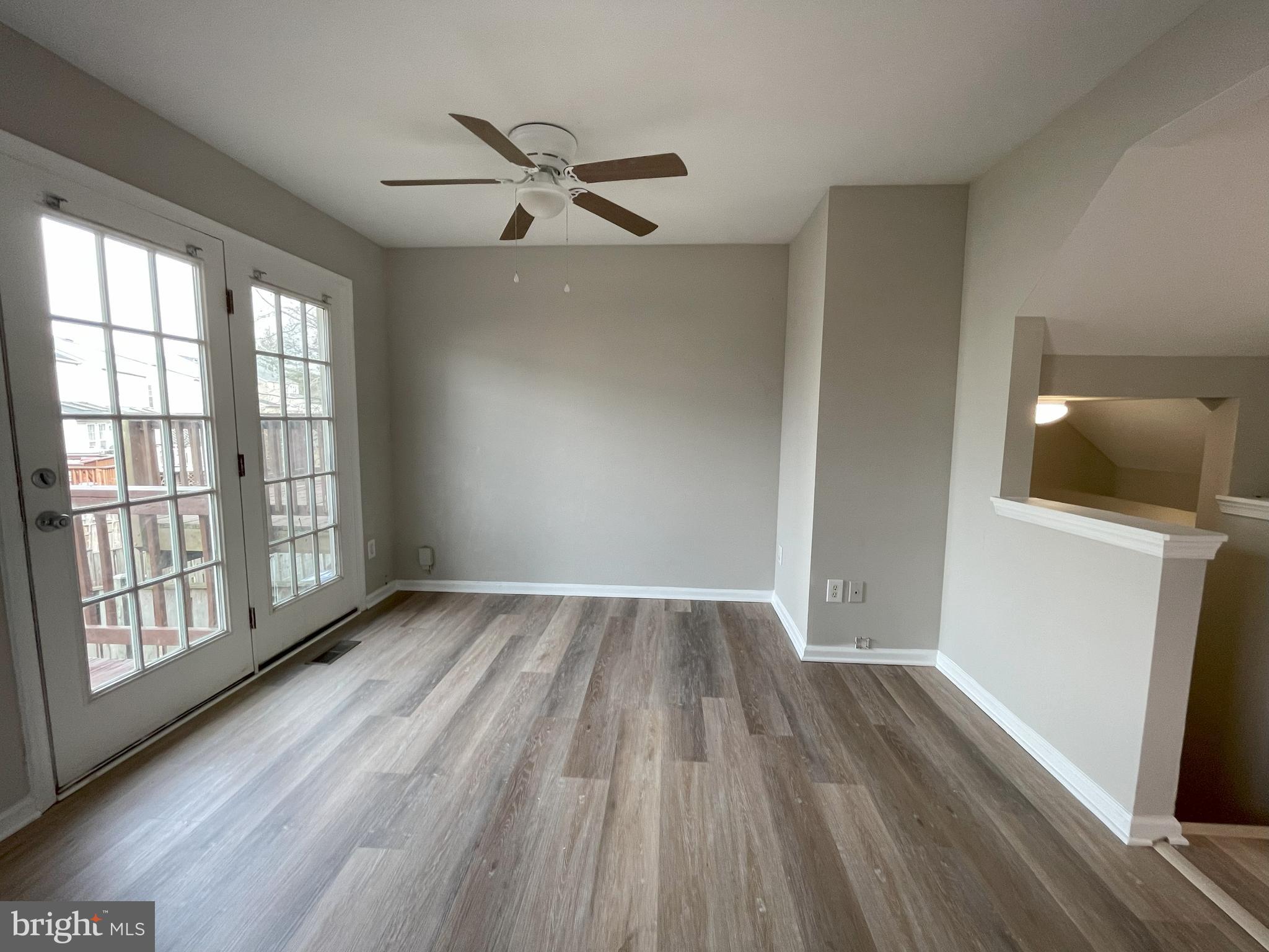 CENTRE RIDGE - Residential Lease