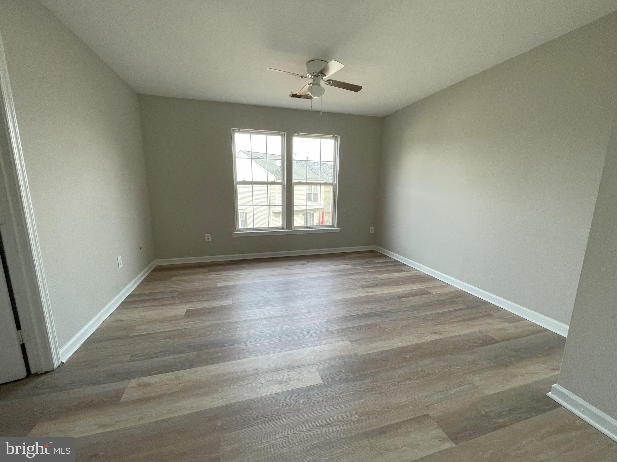 CENTRE RIDGE - Residential Lease