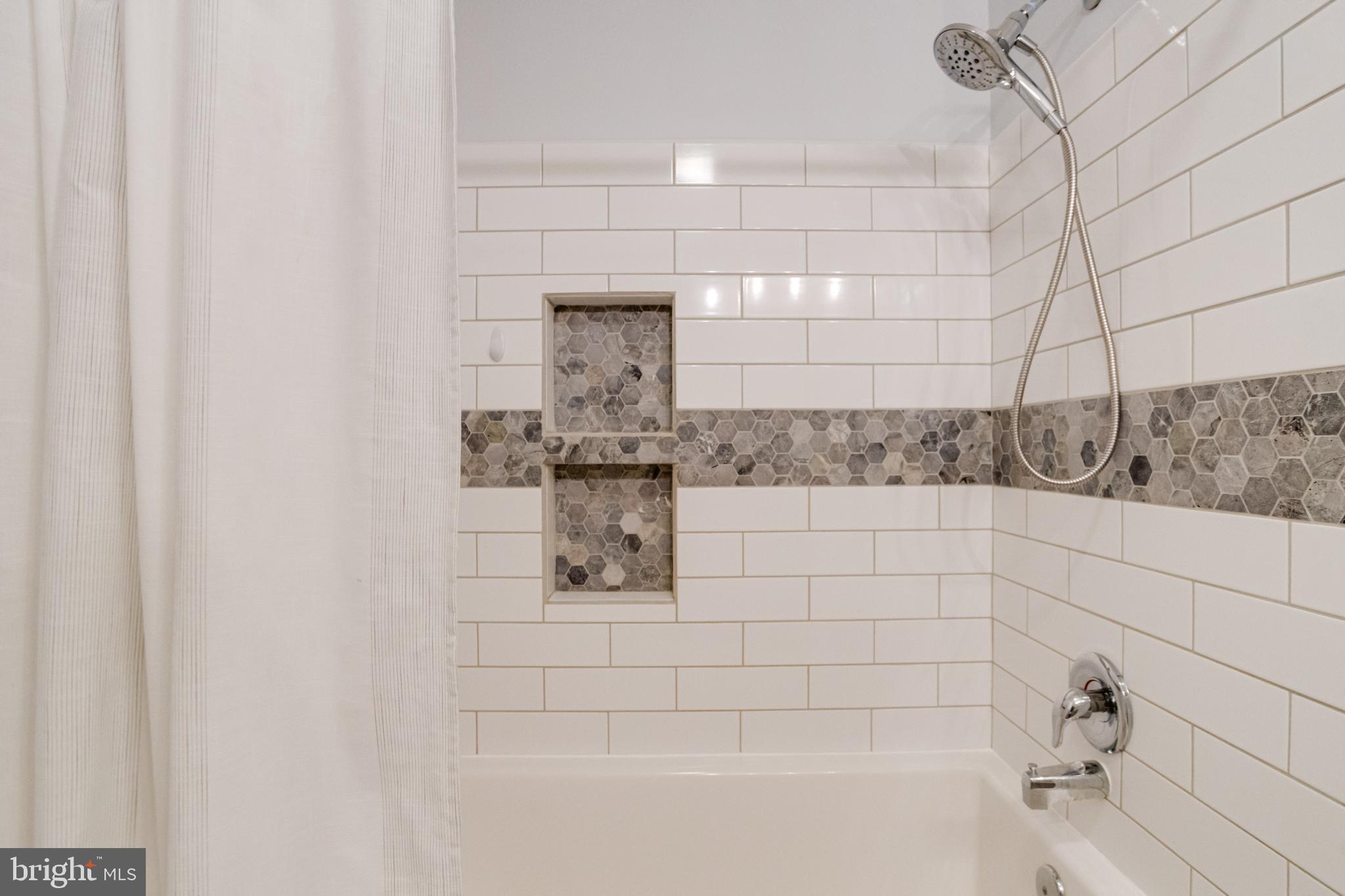 NOTTINGHAM FIELDS - Residential