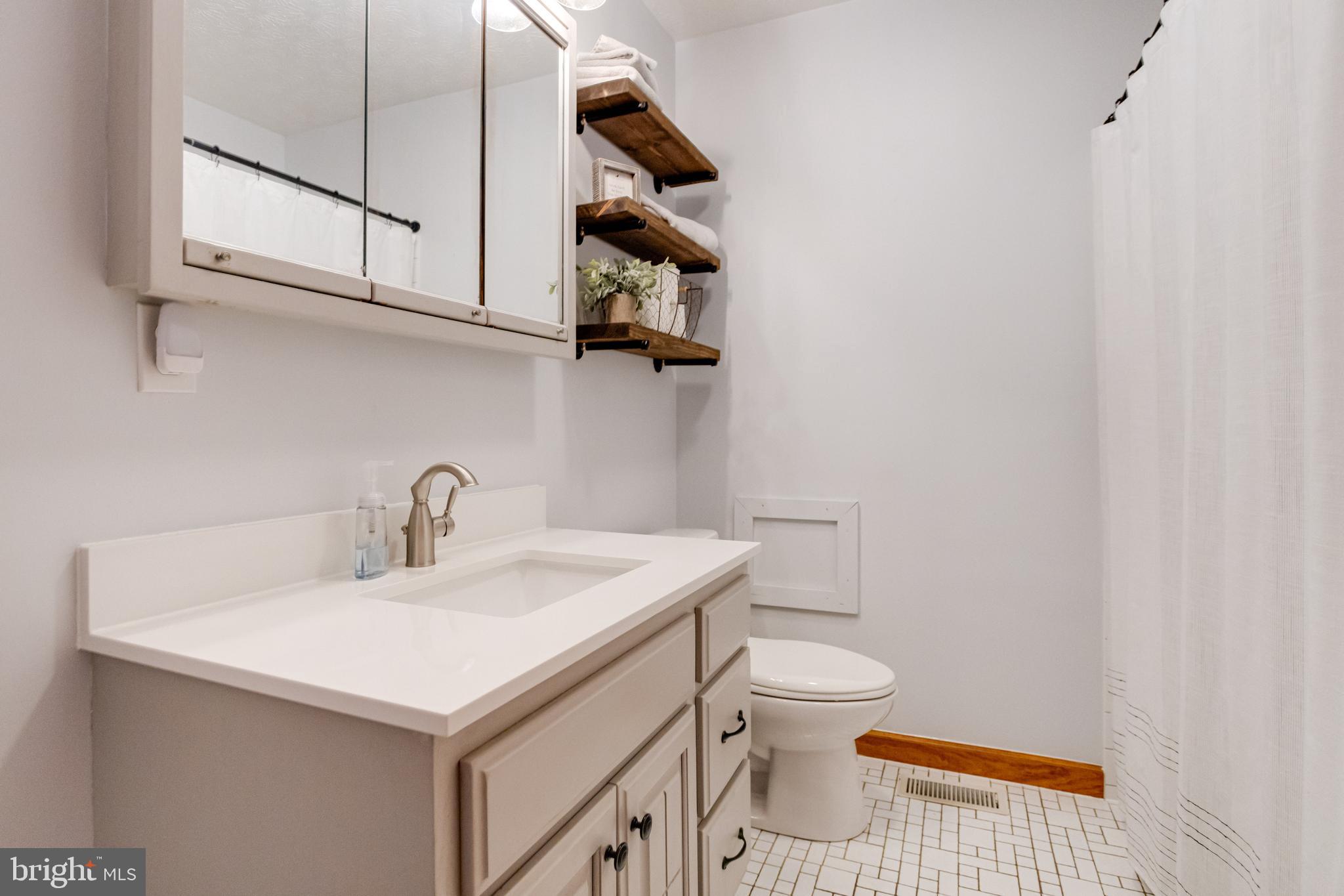 NOTTINGHAM FIELDS - Residential