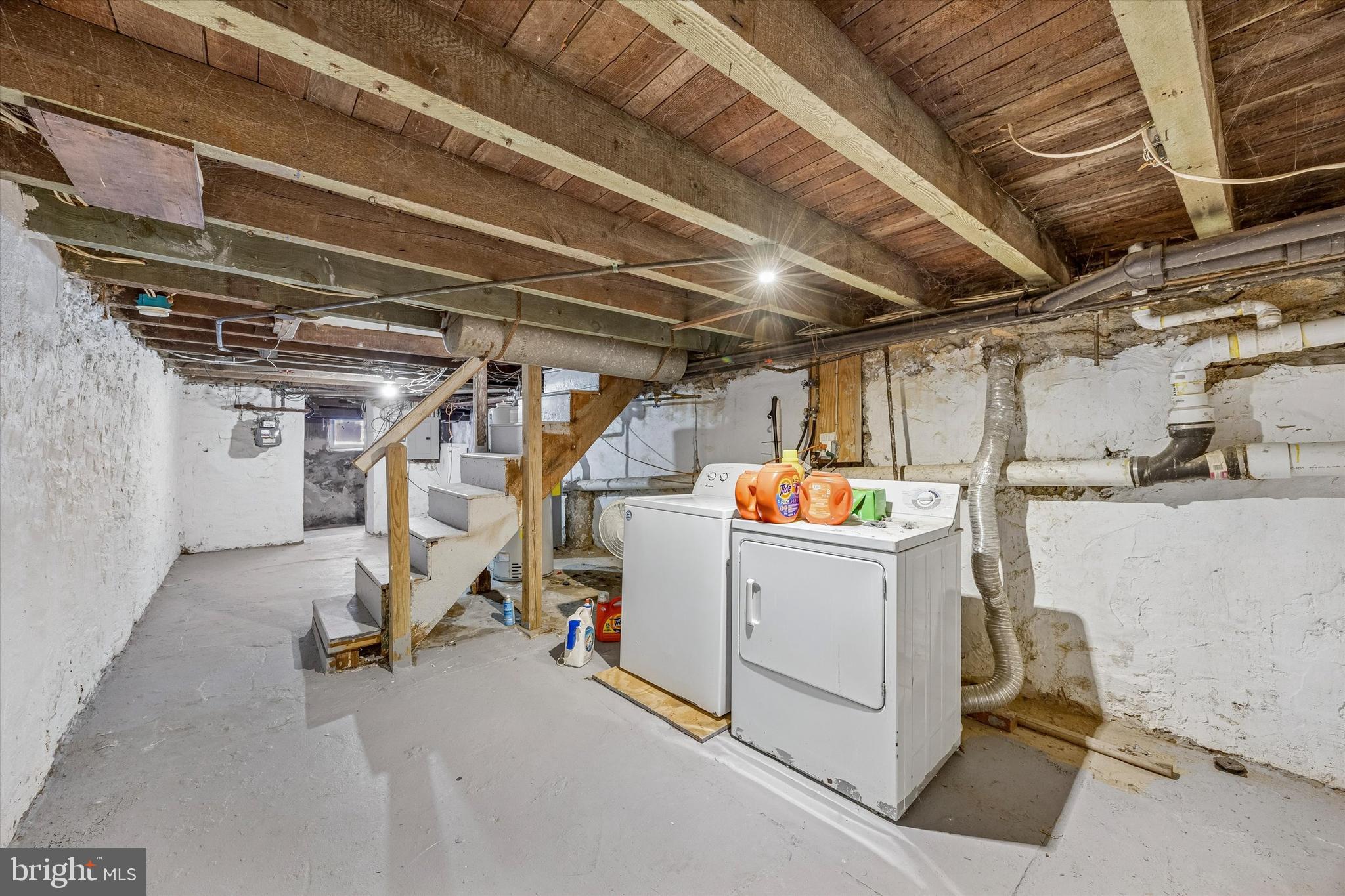 ROXBOROUGH - Residential