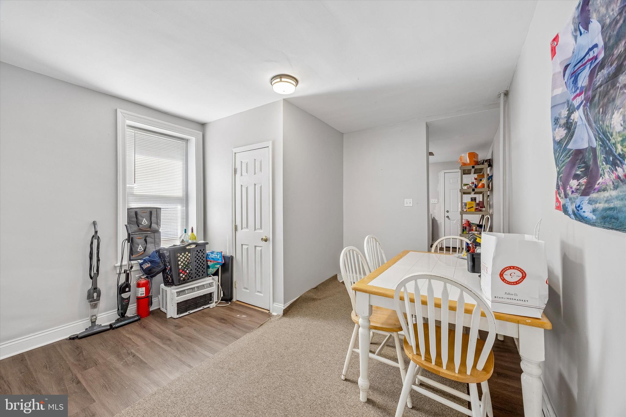 ROXBOROUGH - Residential