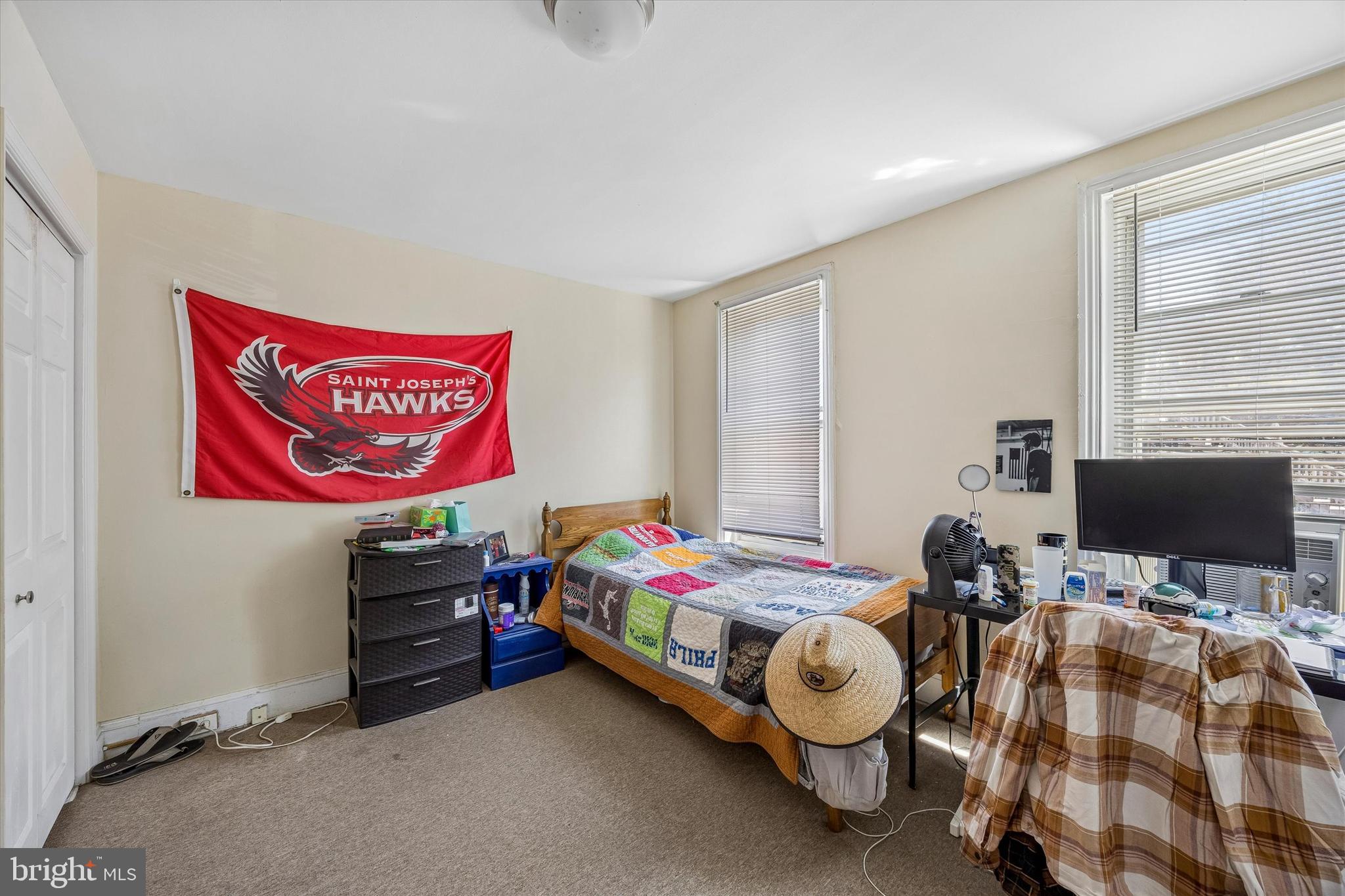 ROXBOROUGH - Residential