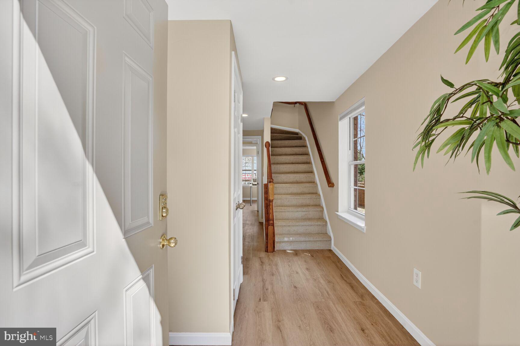 3292 MOUNT VERNON AVENUE