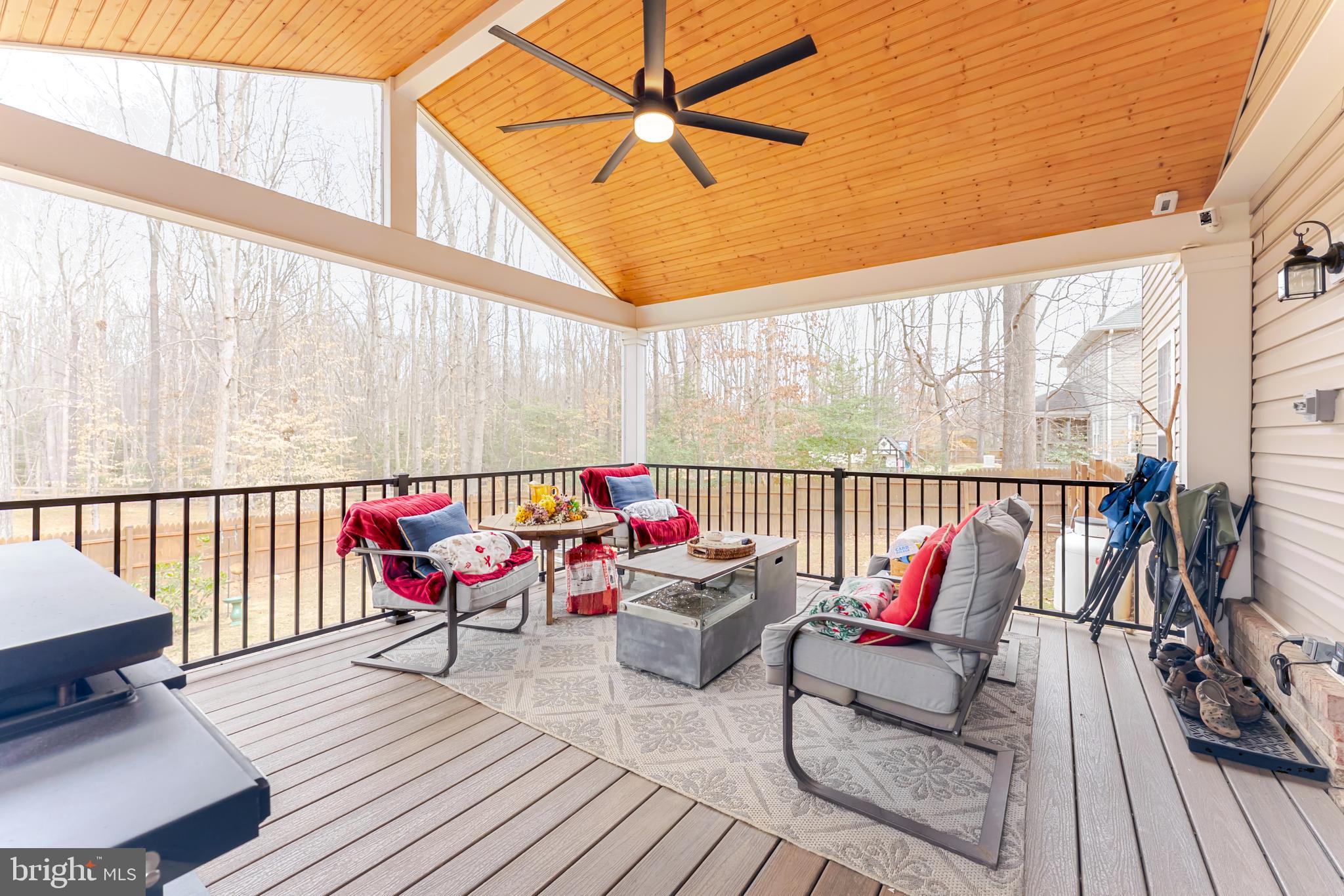 THE LAURELS - Residential