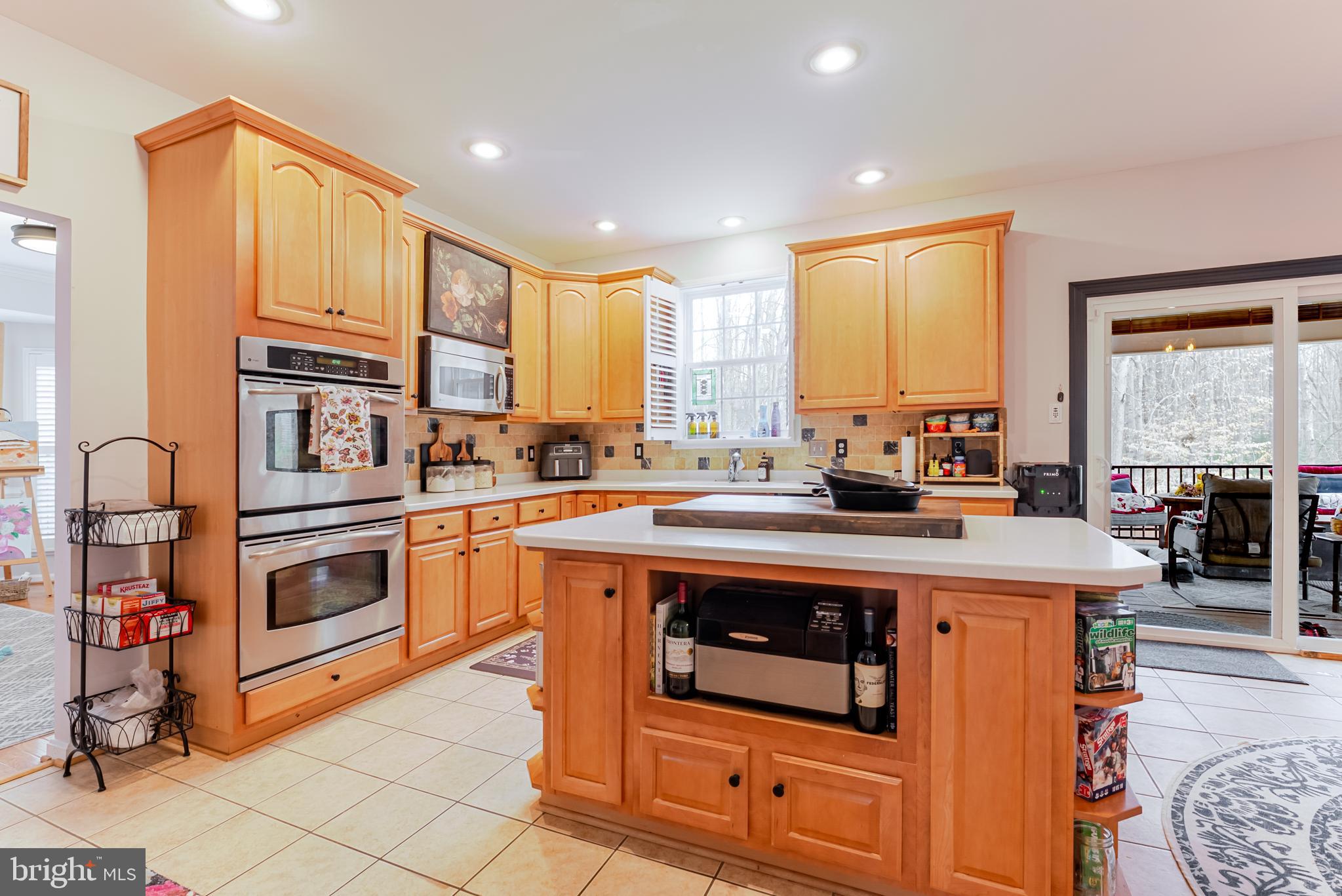 THE LAURELS - Residential