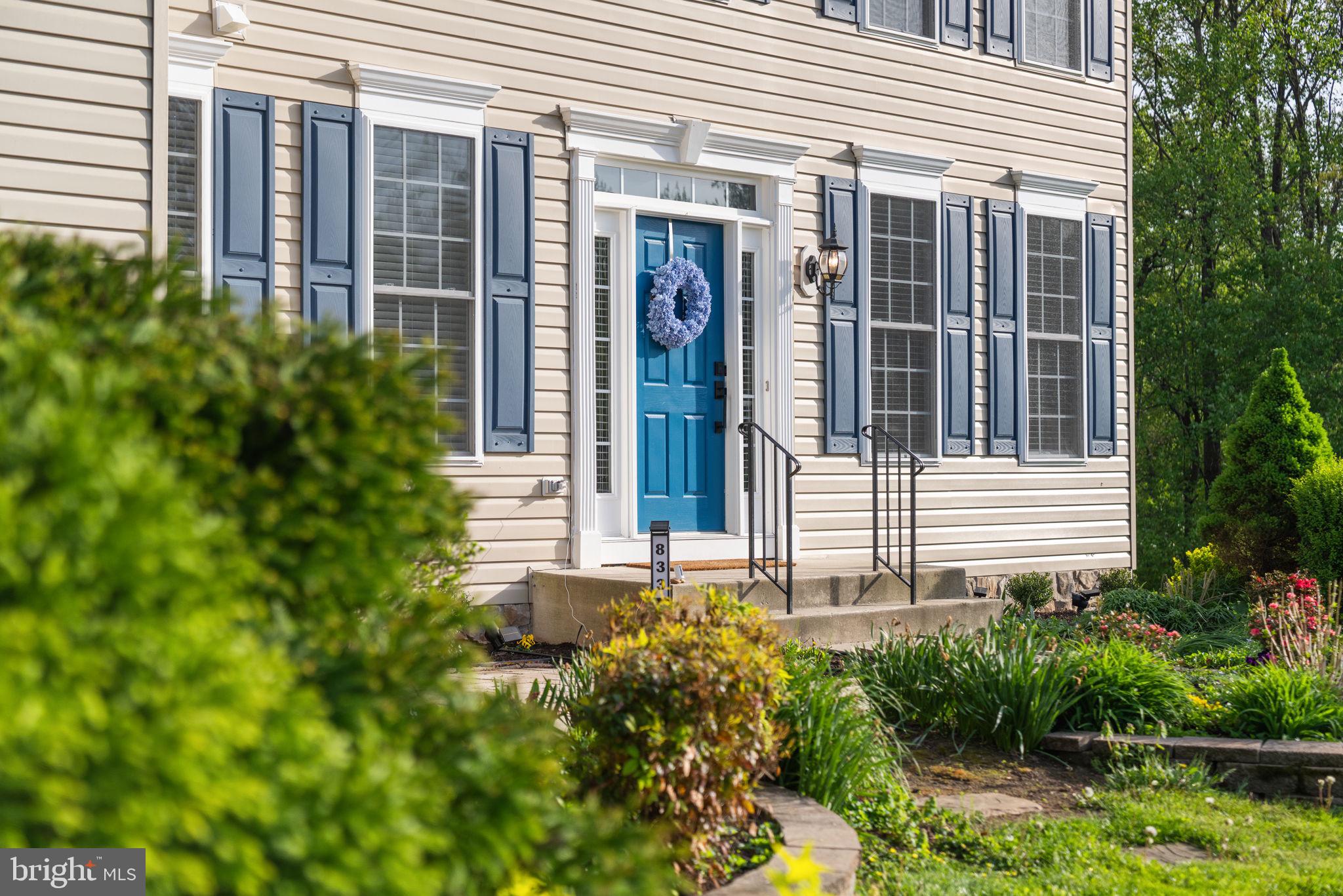 833 GIBBONS ROAD