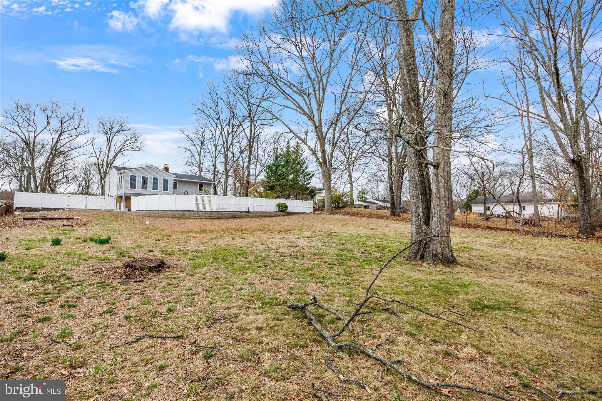 ELVATON ACRES - Residential