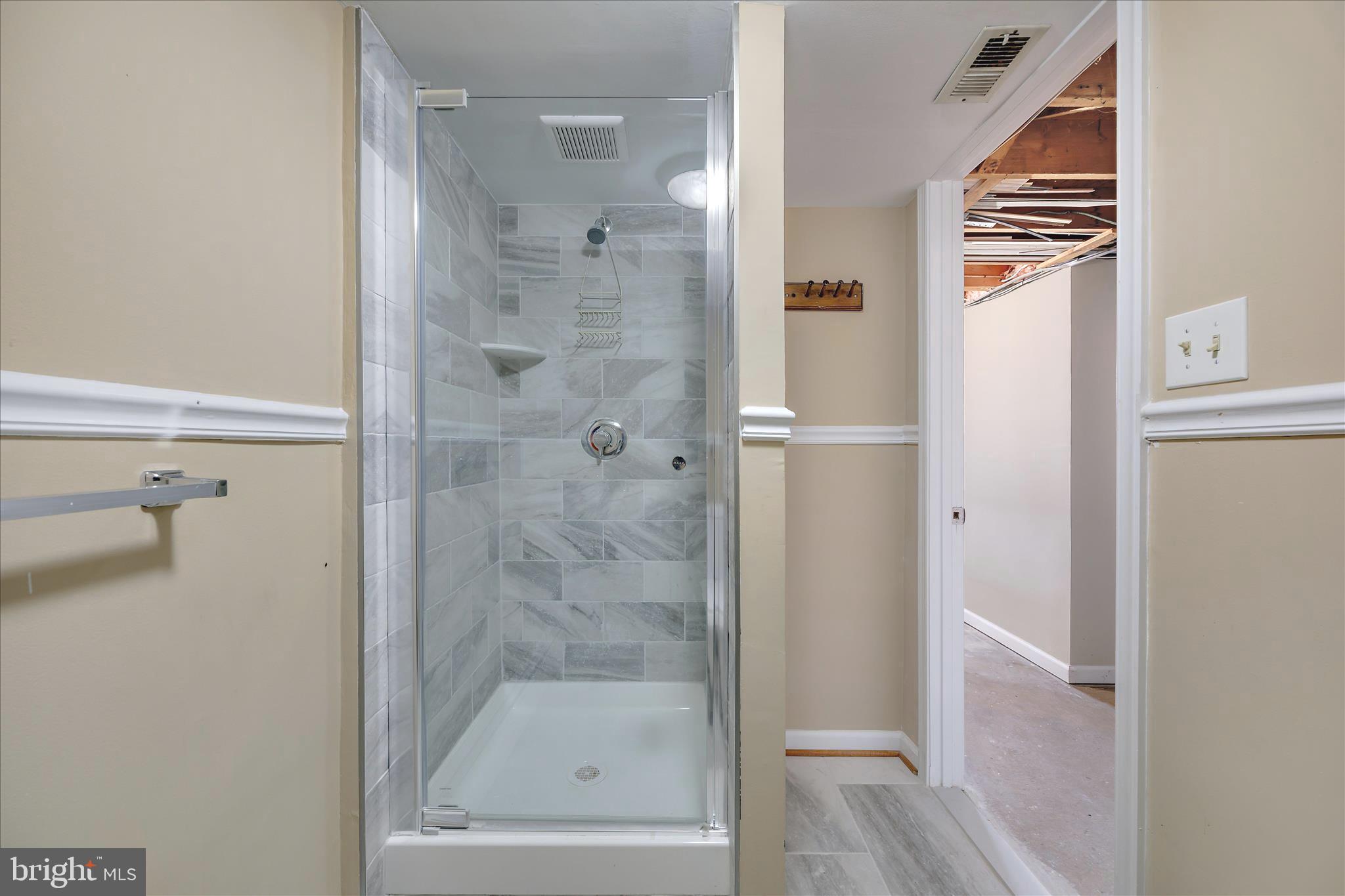 ELVATON ACRES - Residential