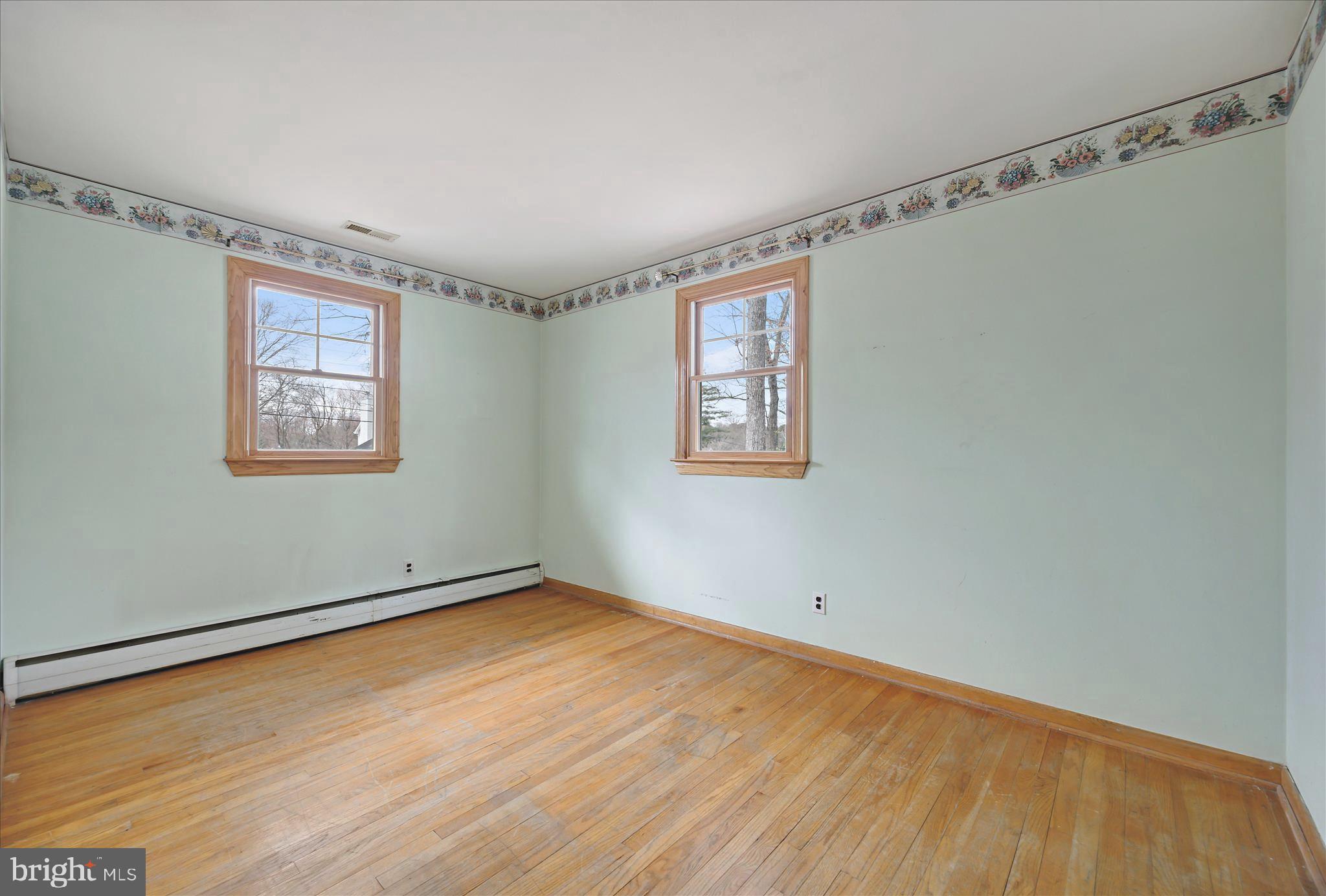 ELVATON ACRES - Residential