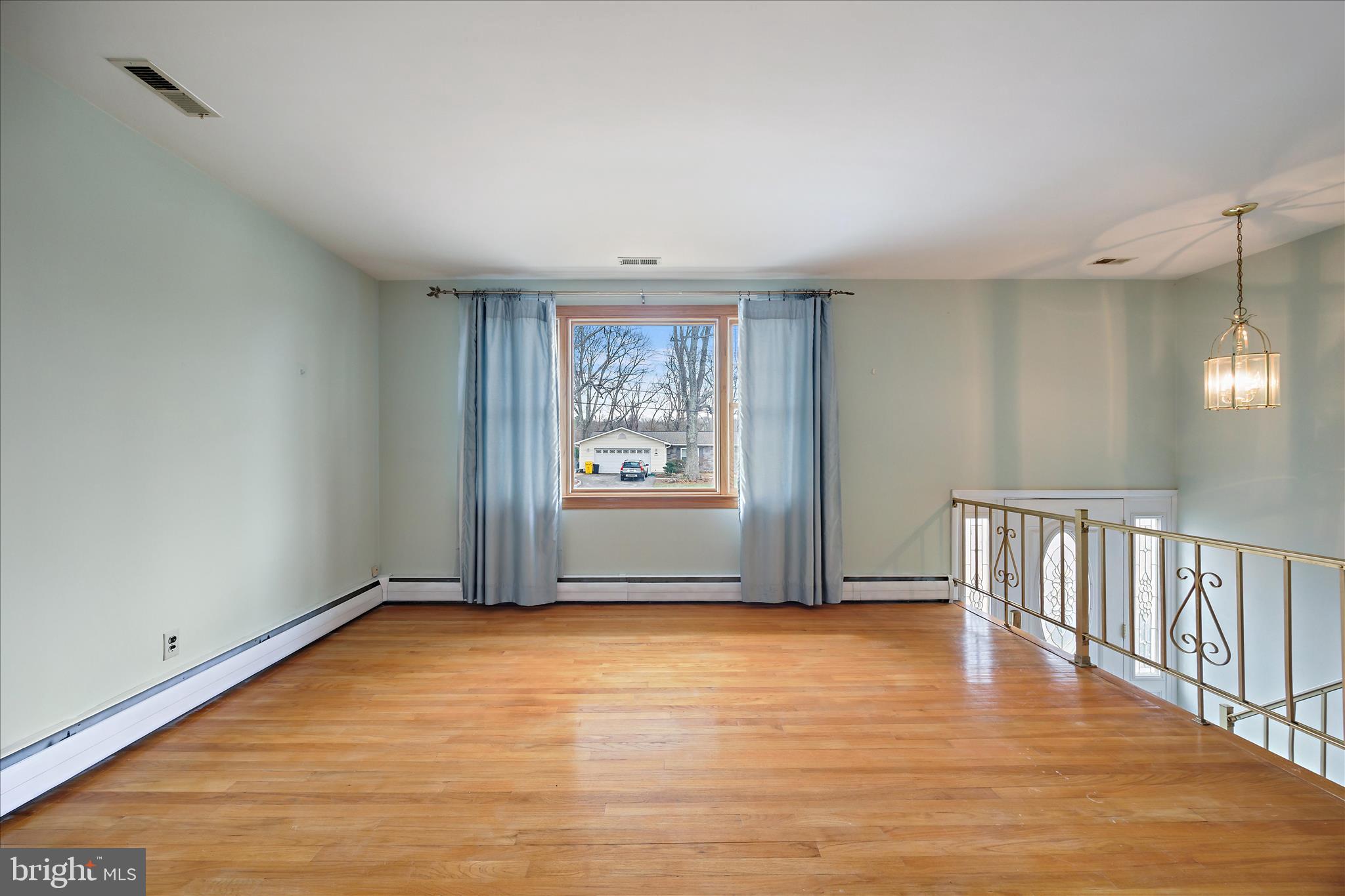 ELVATON ACRES - Residential