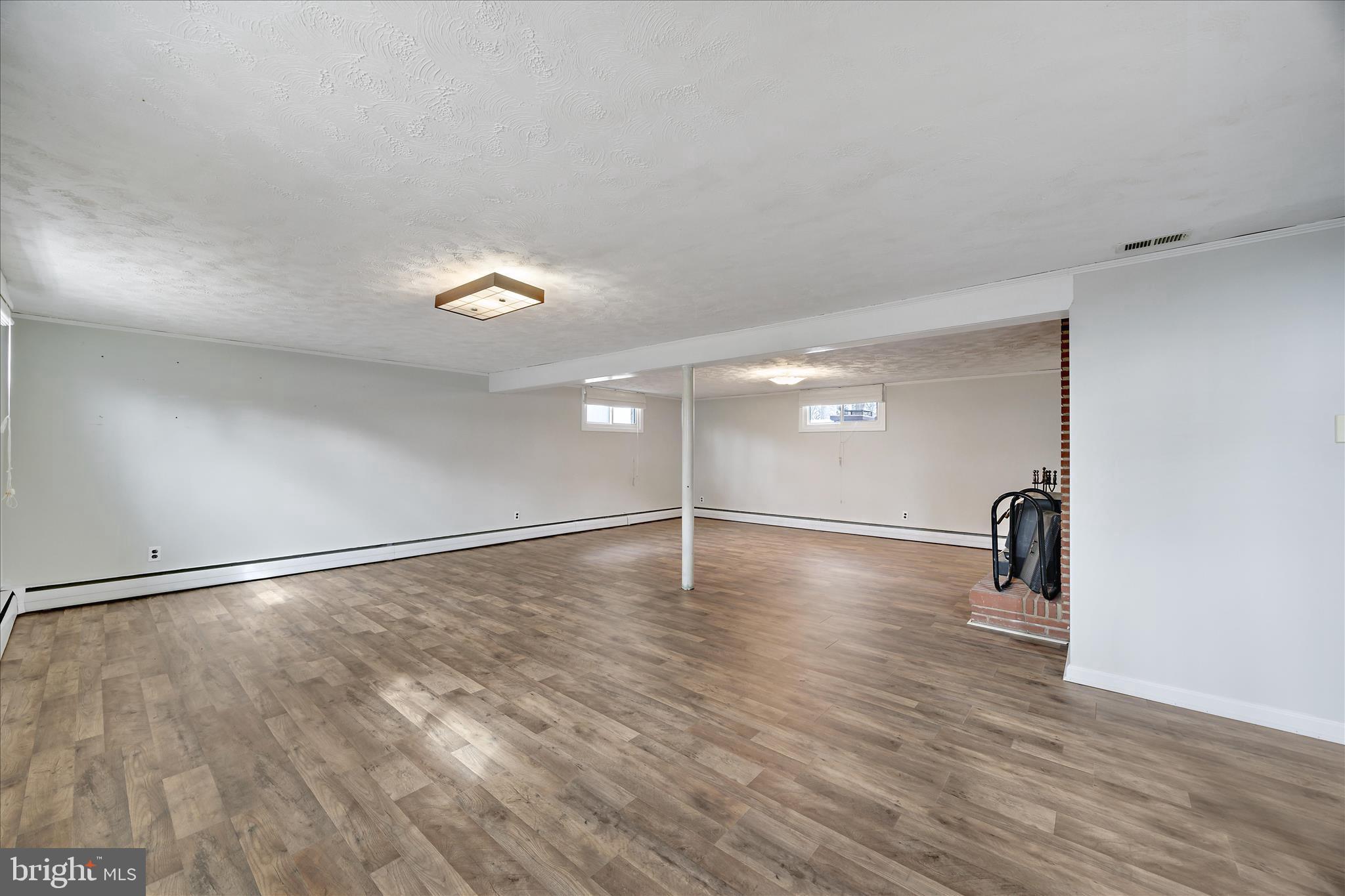 ELVATON ACRES - Residential