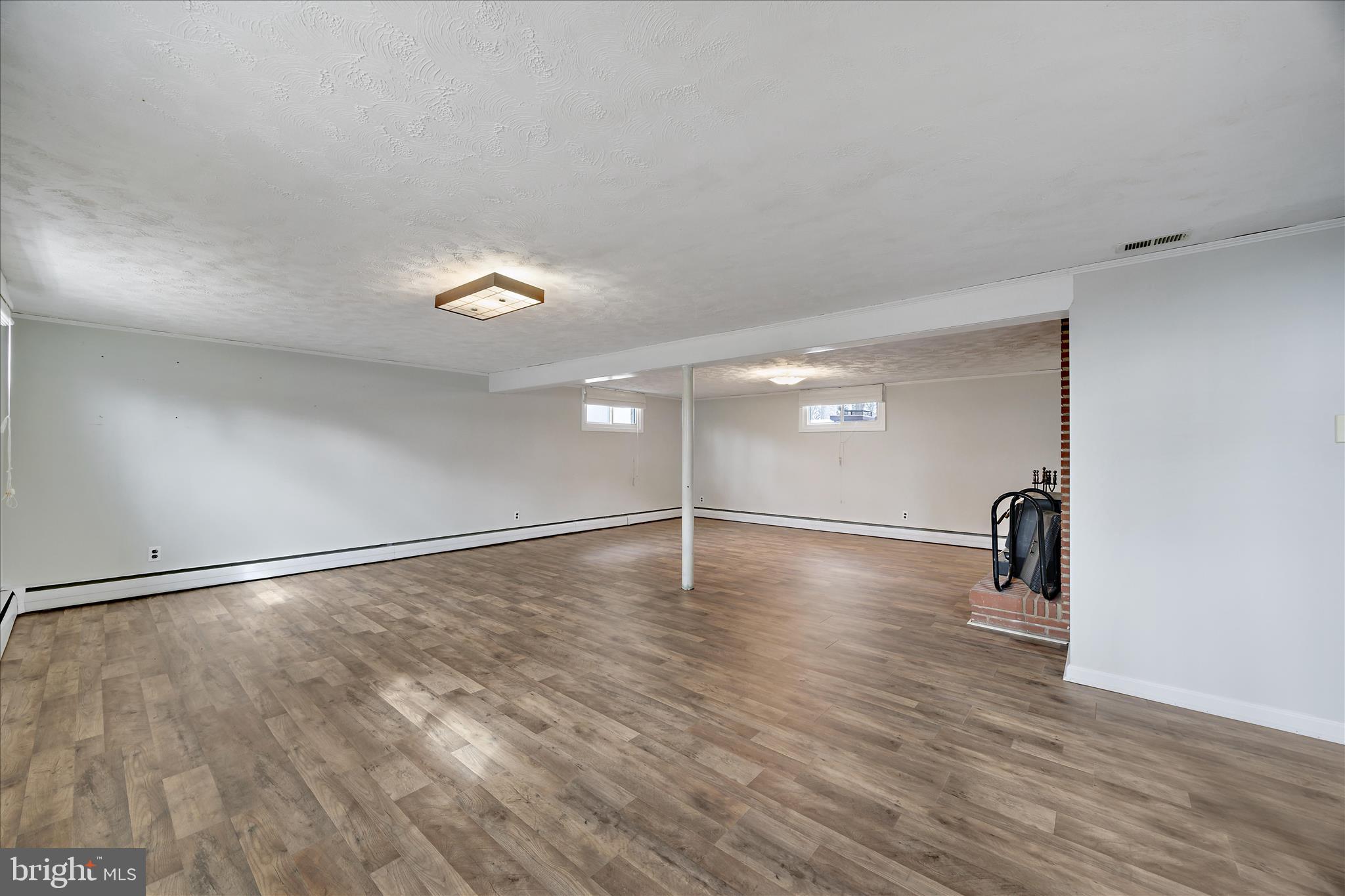 ELVATON ACRES - Residential