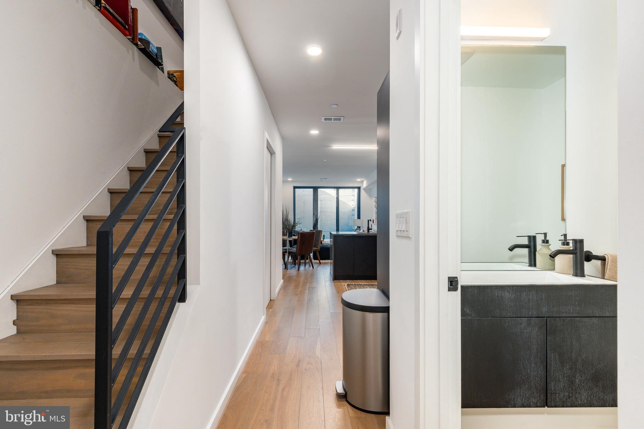 GRADUATE HOSPITAL - Residential Lease