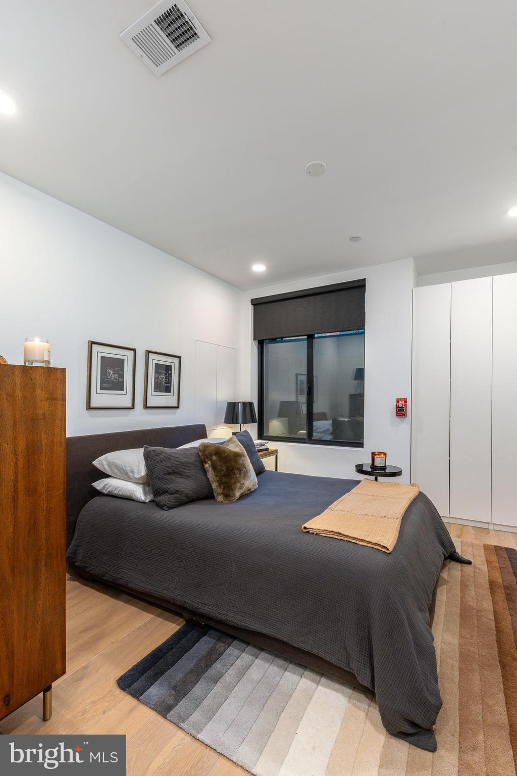 GRADUATE HOSPITAL - Residential Lease