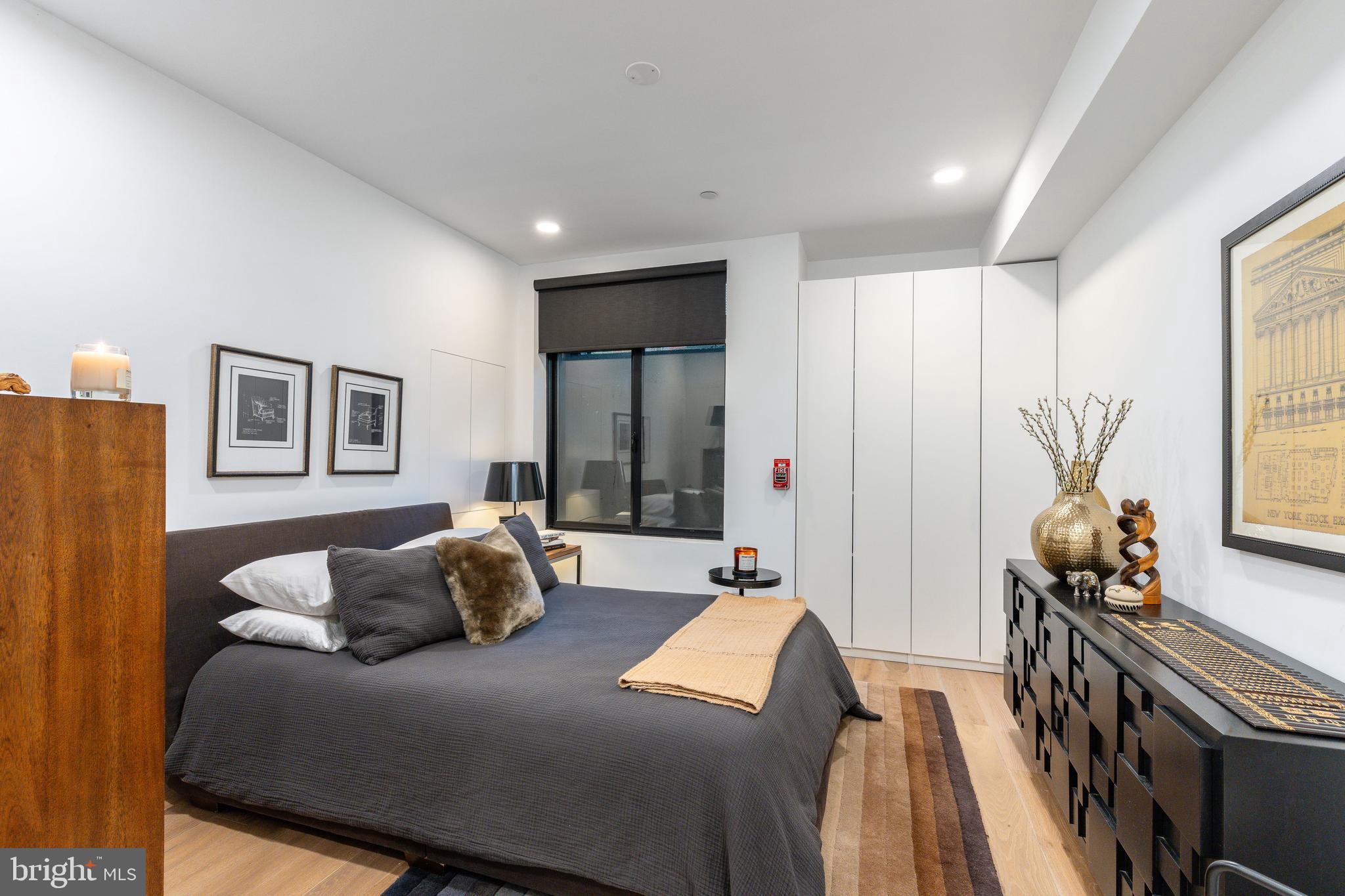 GRADUATE HOSPITAL - Residential Lease