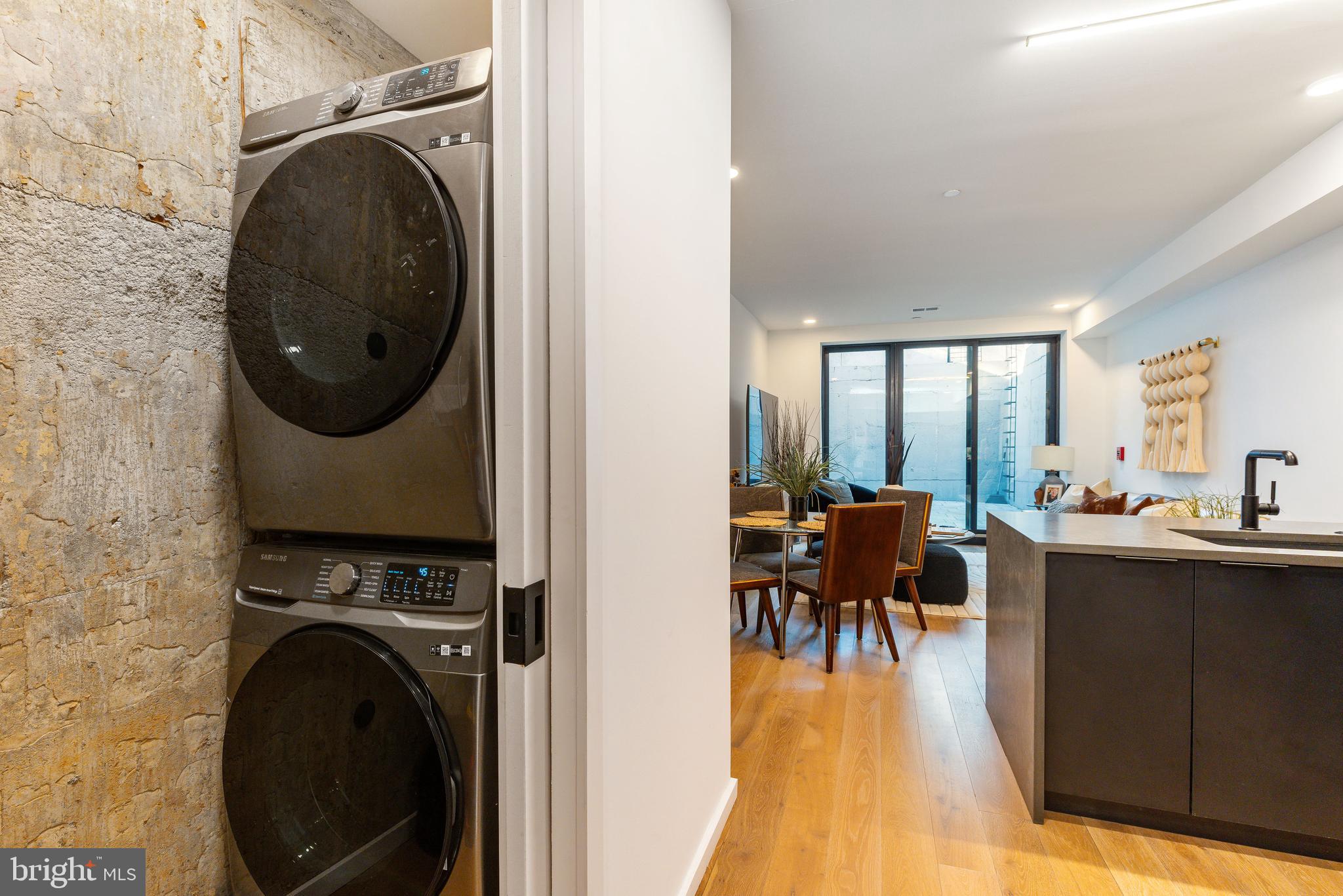 GRADUATE HOSPITAL - Residential Lease