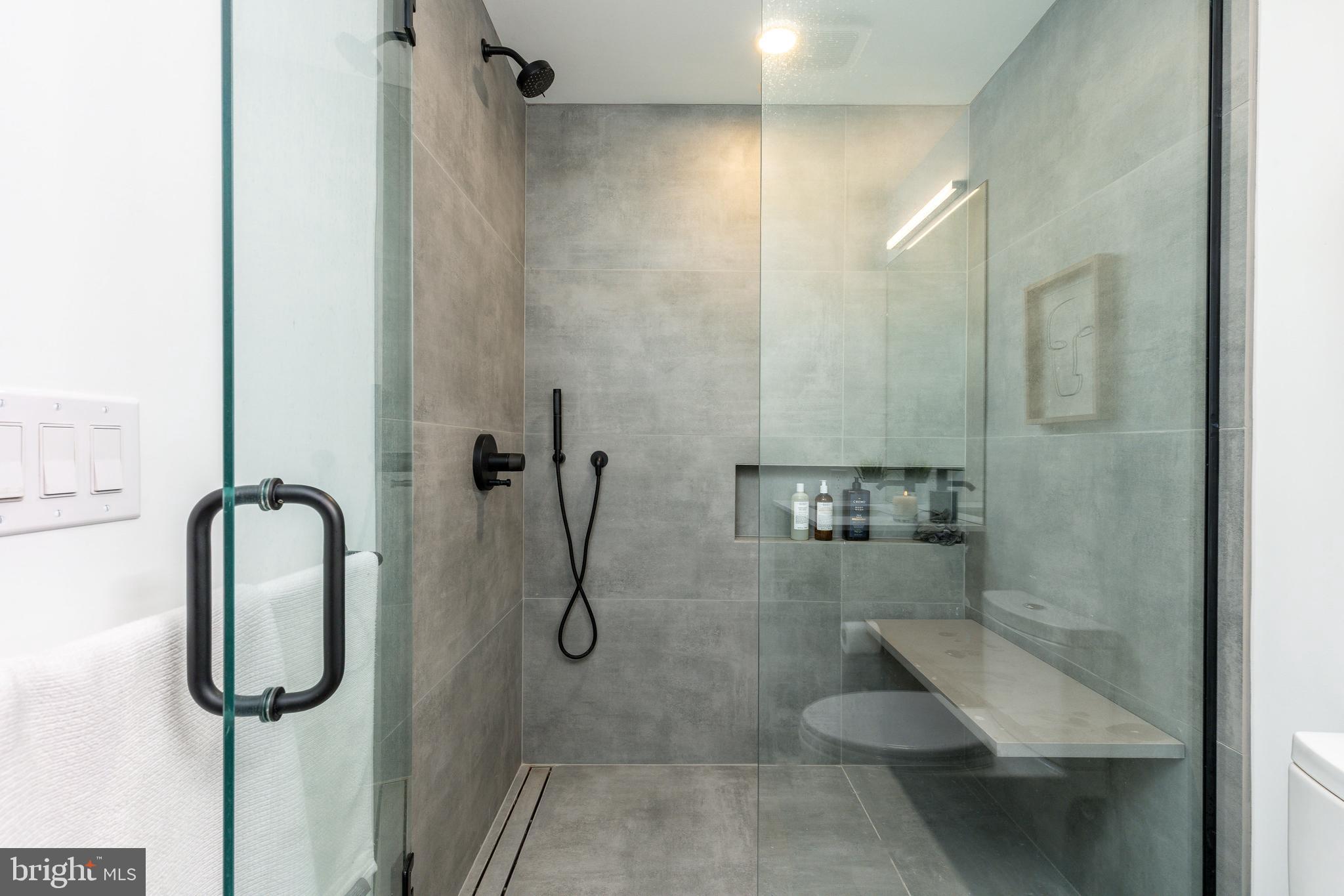 GRADUATE HOSPITAL - Residential Lease