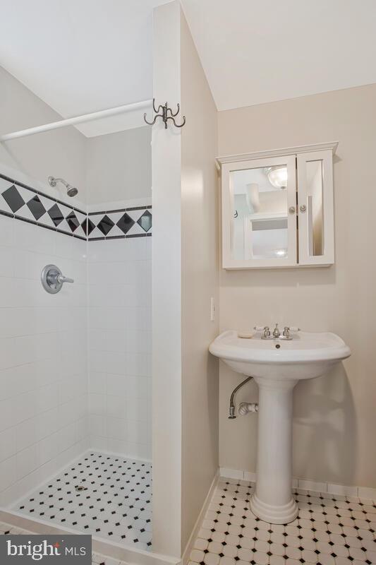 ST MARGARETS - Residential Lease