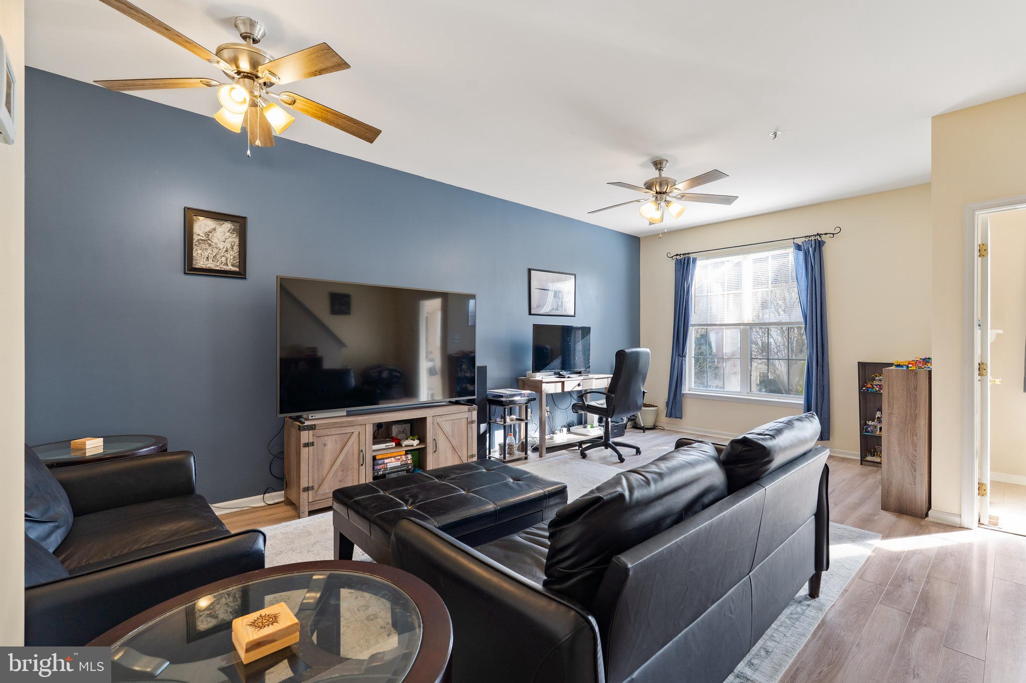 PERSIMMON CREEK - Residential