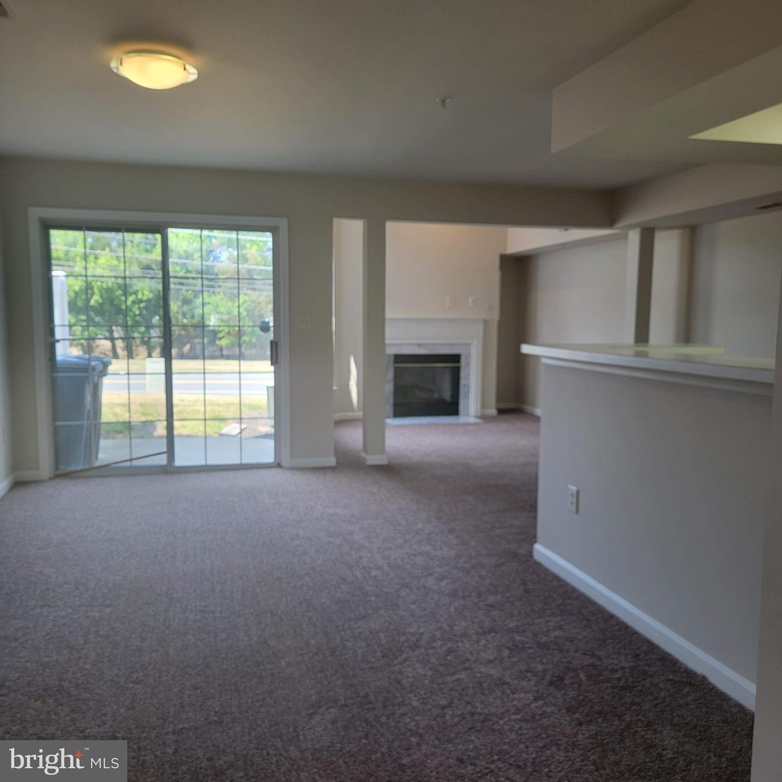 KINGS COUNCIL CONDO - Residential Lease