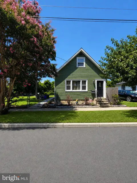 MLS: NJCD2124270