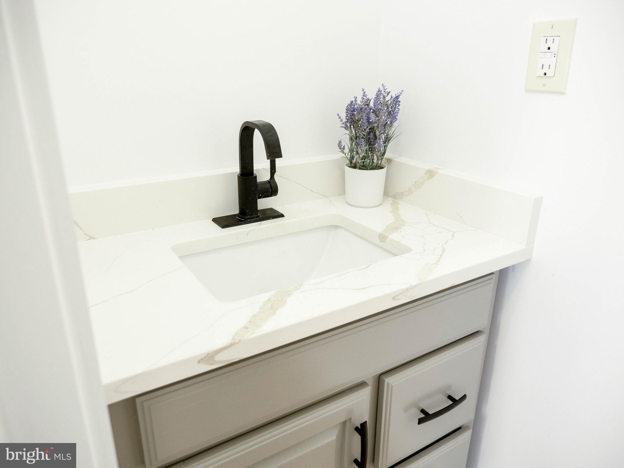 CAMBRIDGE - Residential Lease