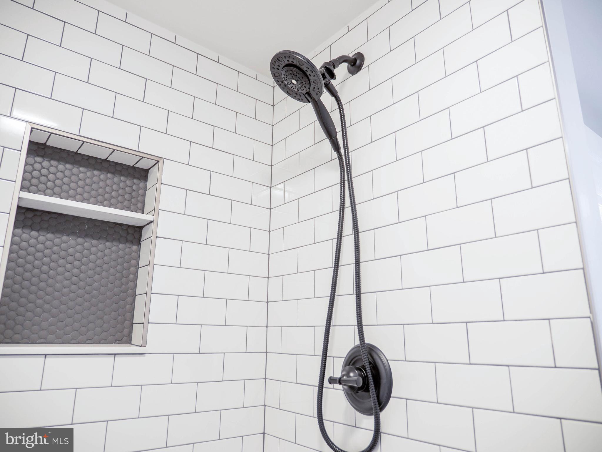 CAMBRIDGE - Residential Lease