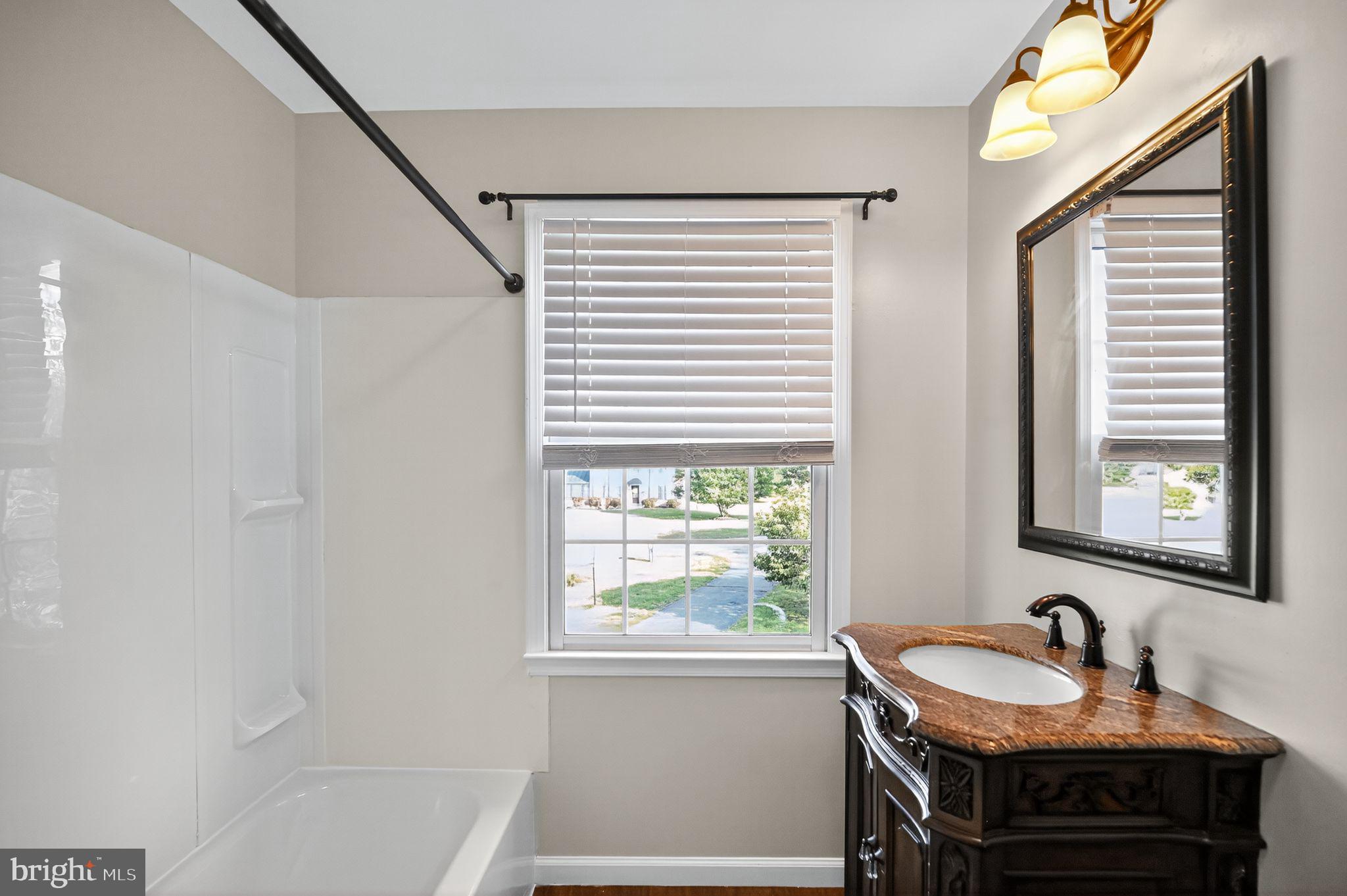 SHEPHERD WEST - Residential