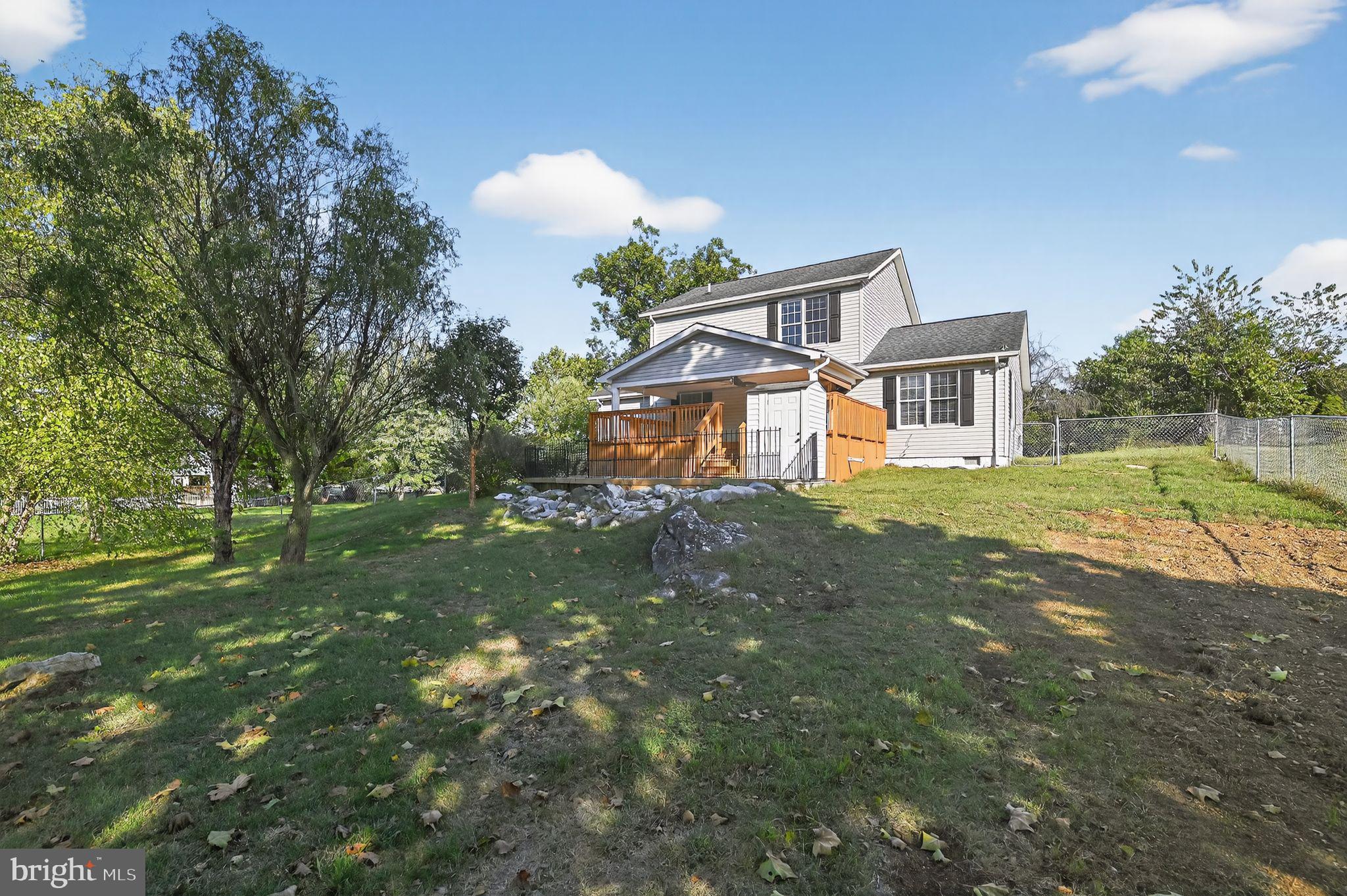 SHEPHERD WEST - Residential