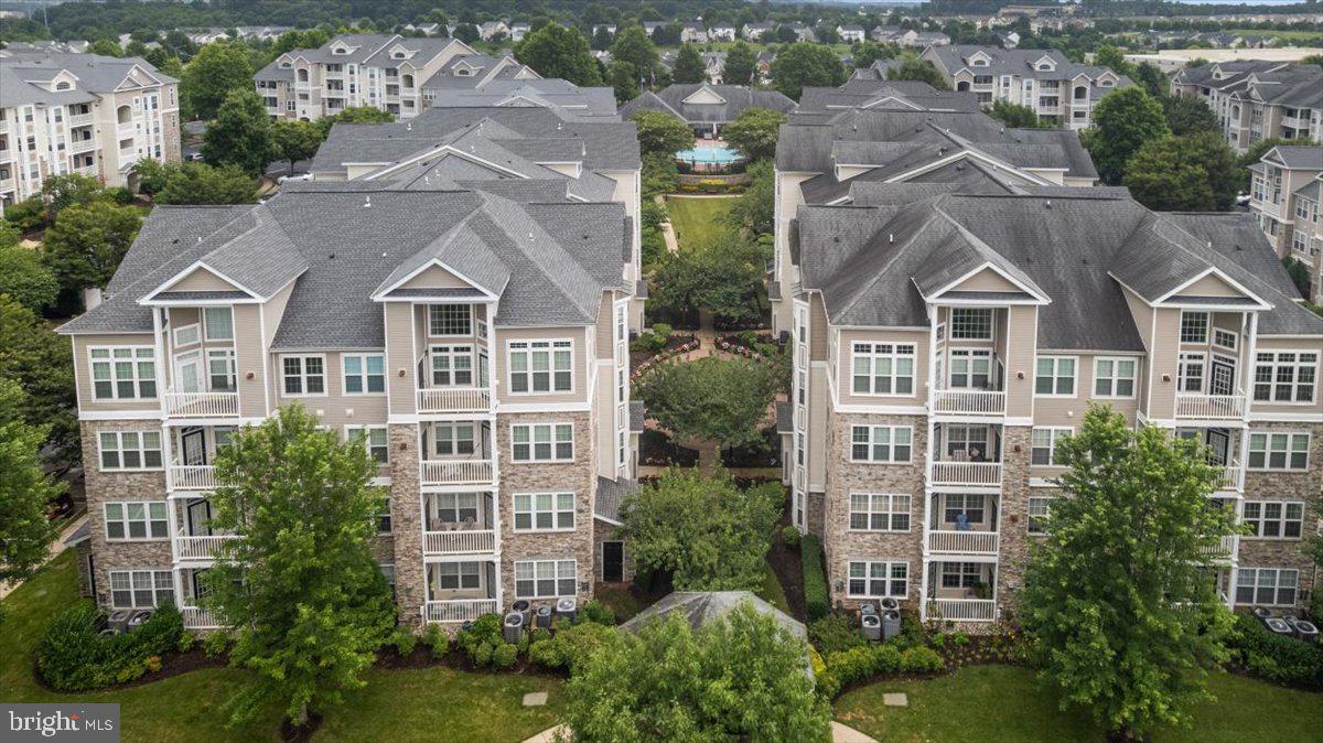 STRATFORD CLUB - Residential