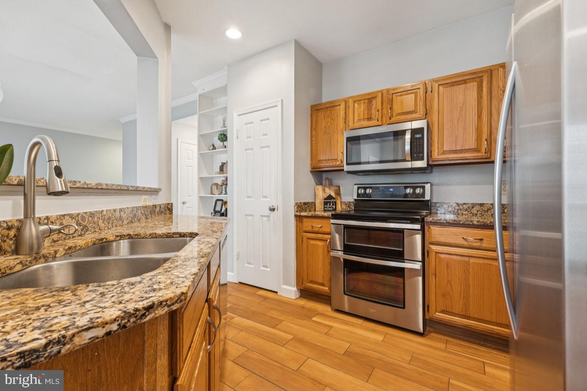 BROOKMEADE - Residential