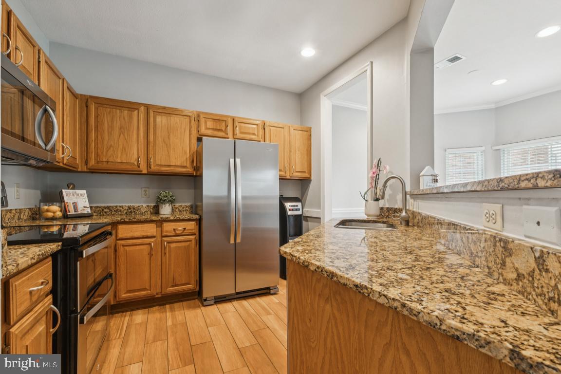 BROOKMEADE - Residential