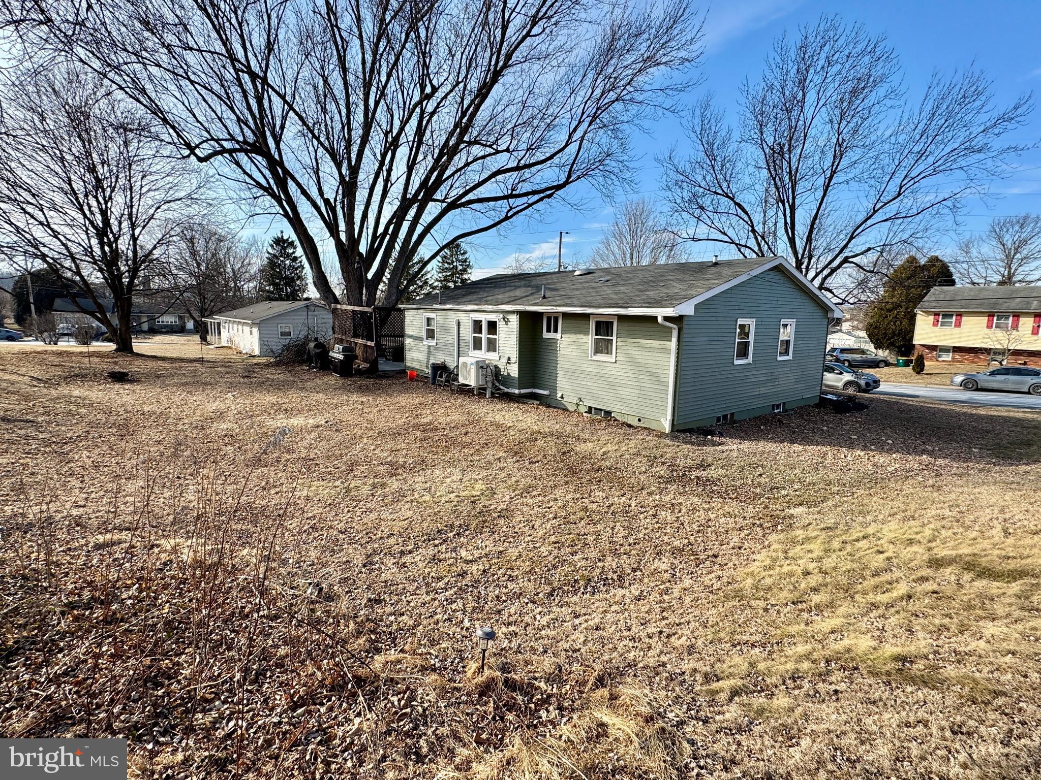 NEWBURG HOMES - Residential