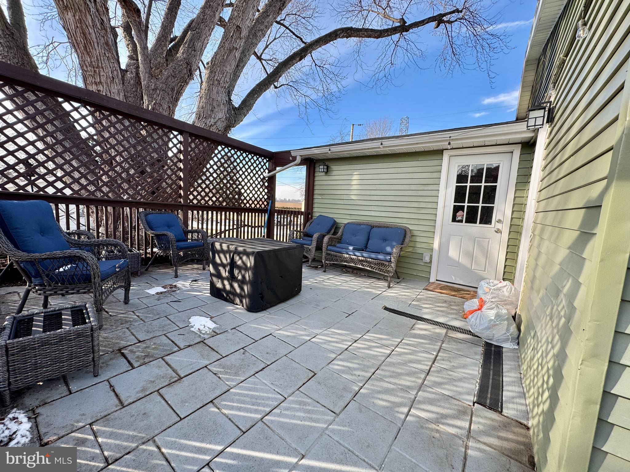 NEWBURG HOMES - Residential