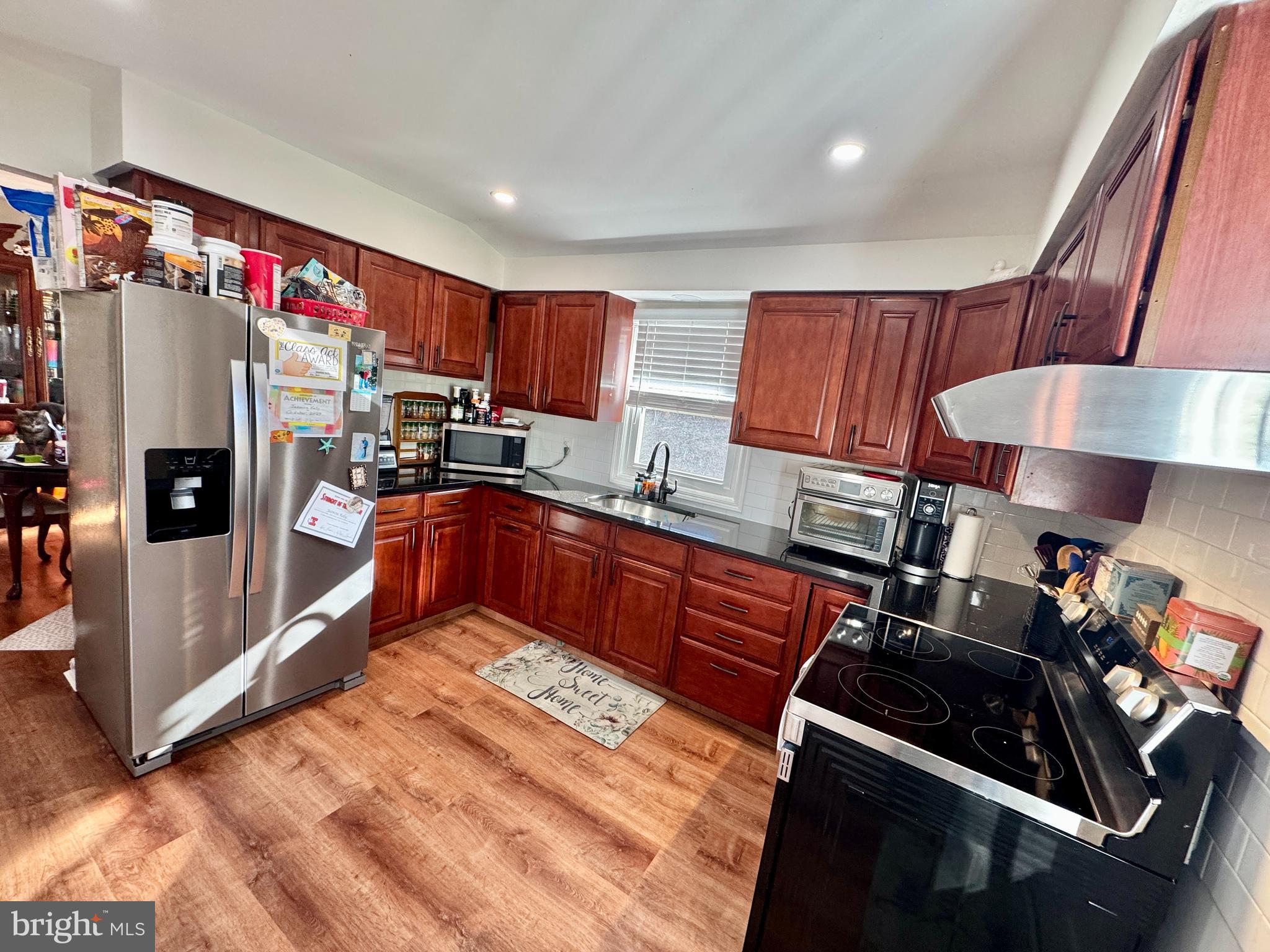 NEWBURG HOMES - Residential