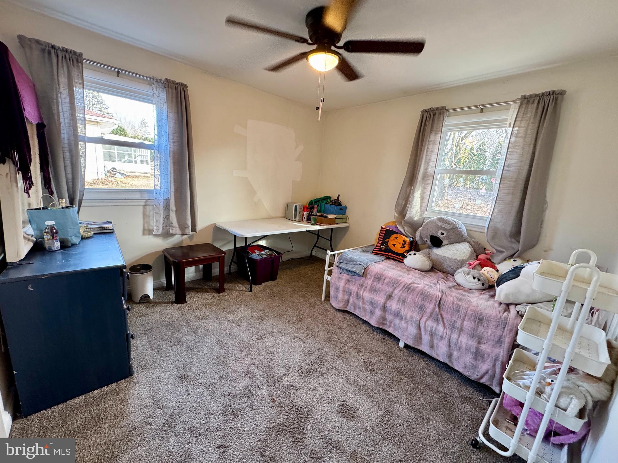 NEWBURG HOMES - Residential