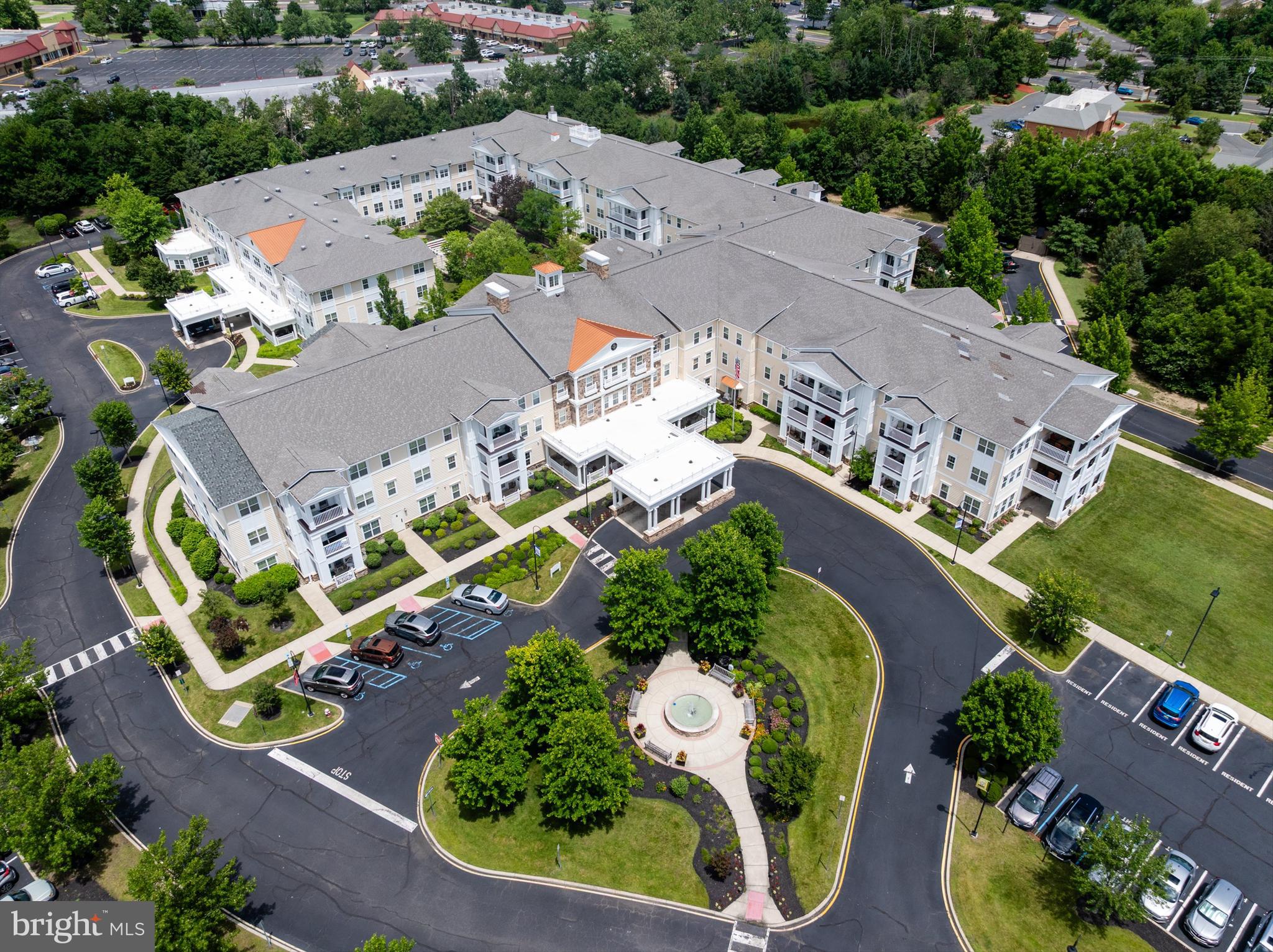 170 GREENTREE ROAD 2232