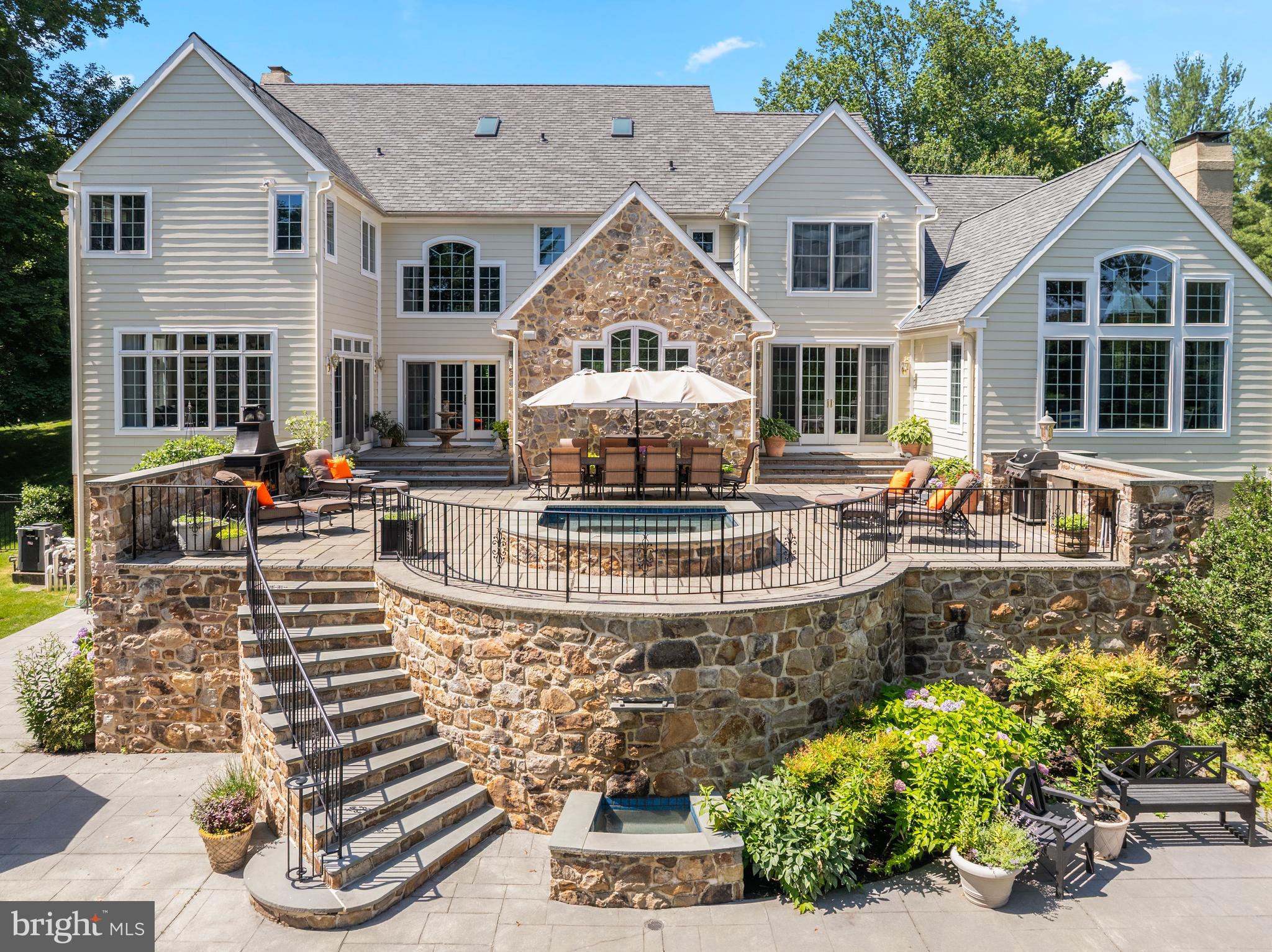 4 HARRISON DRIVE