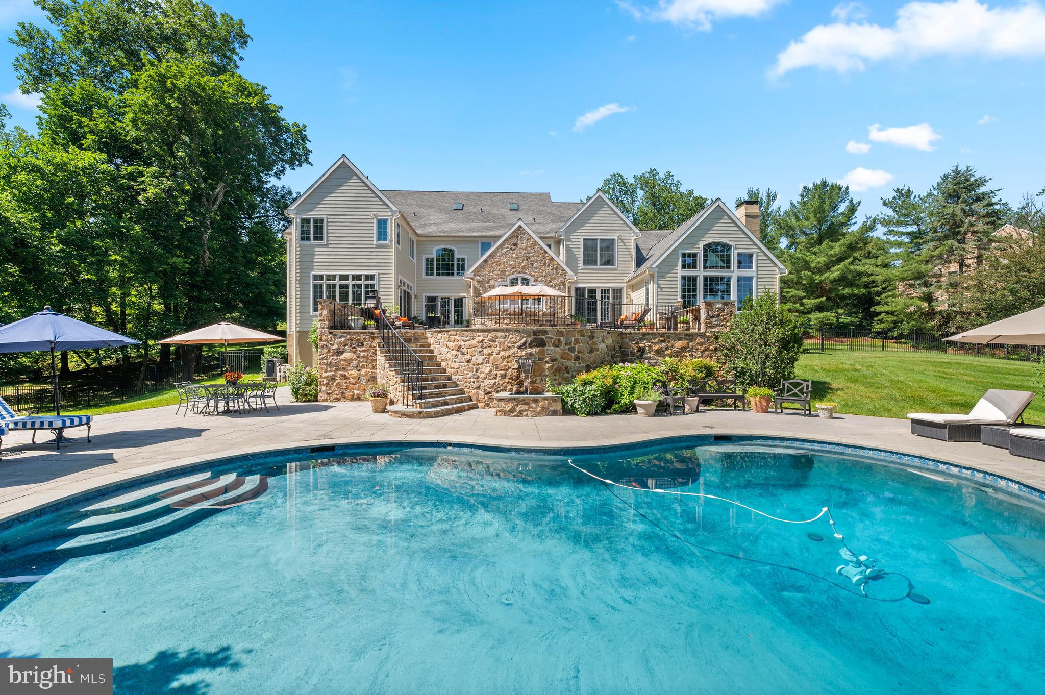4 HARRISON DRIVE