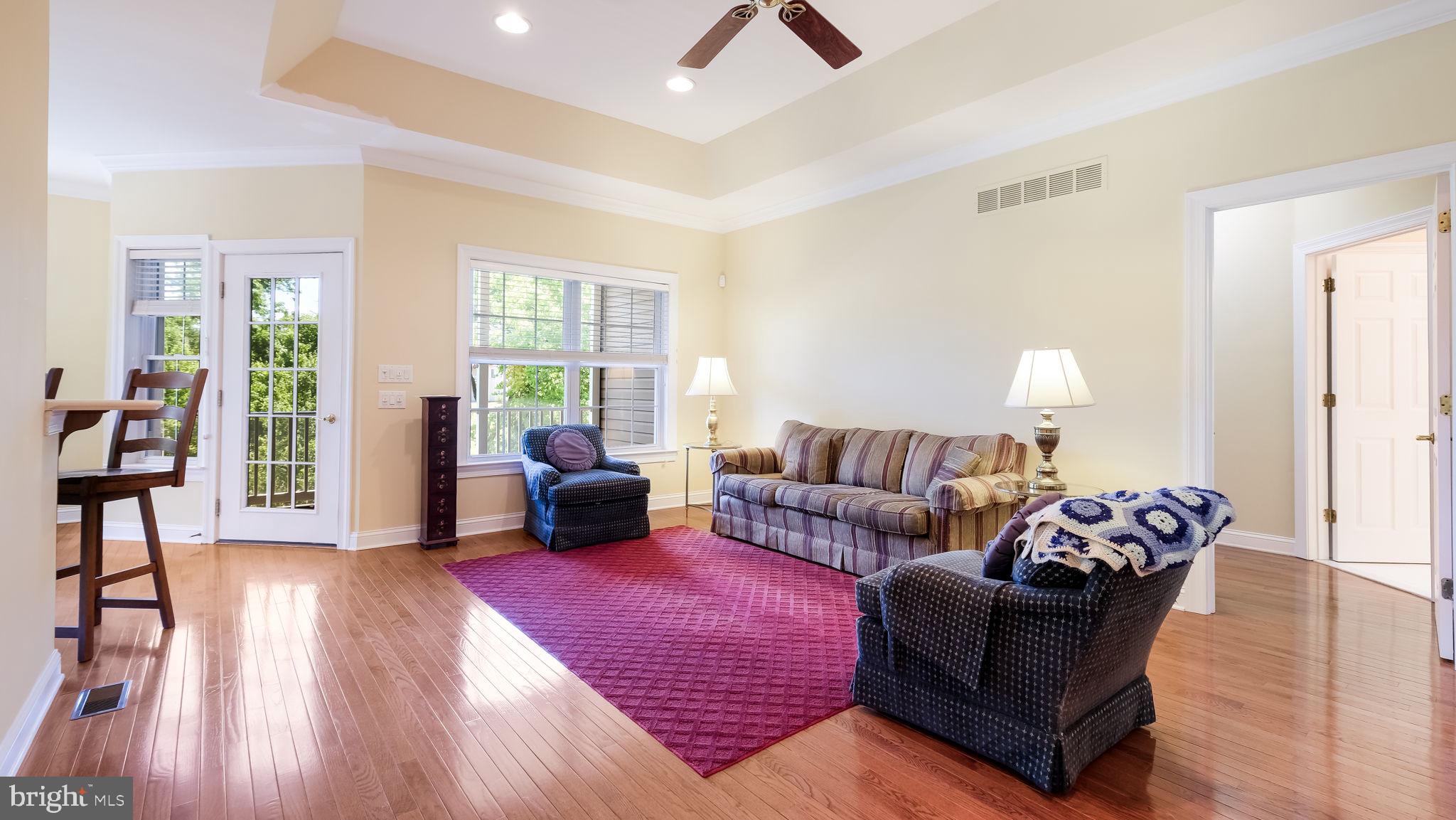 FOX RUN PRESERVE - Residential