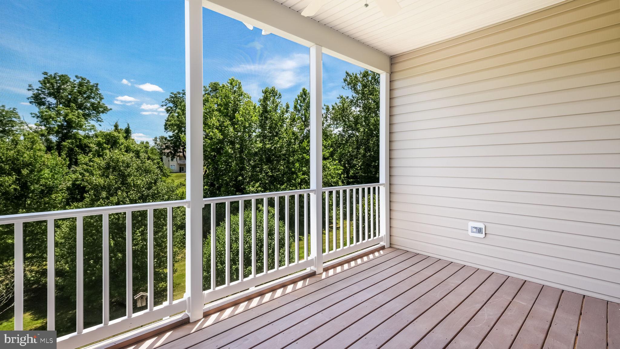 FOX RUN PRESERVE - Residential