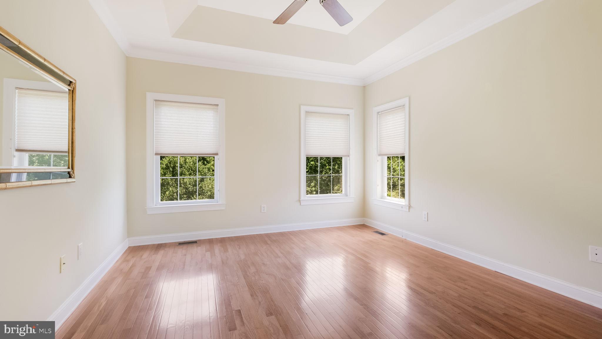 FOX RUN PRESERVE - Residential