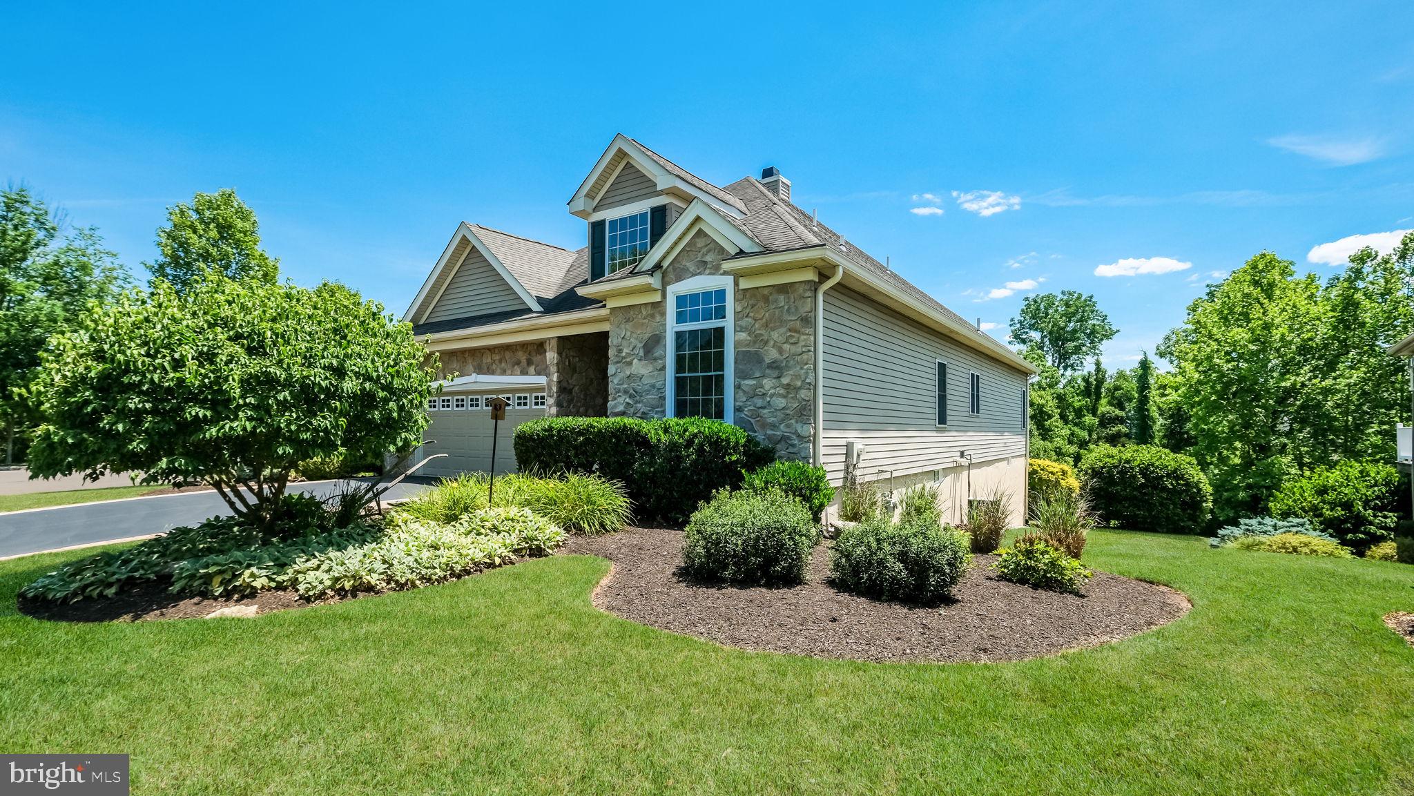 FOX RUN PRESERVE - Residential