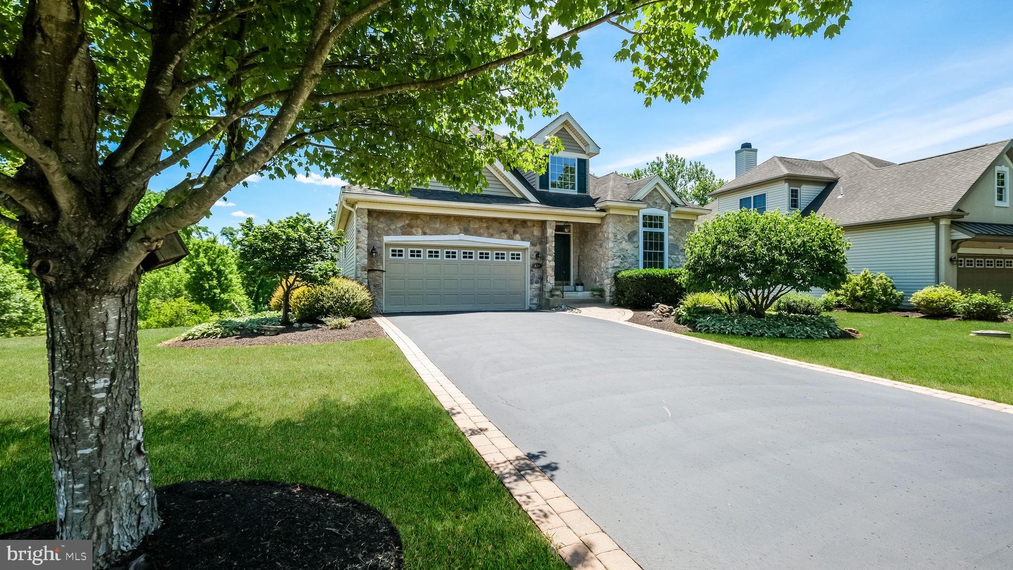 FOX RUN PRESERVE - Residential