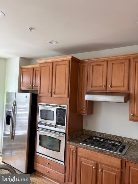 LOCUST POINT - Residential Lease