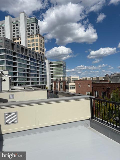 LOCUST POINT - Residential Lease