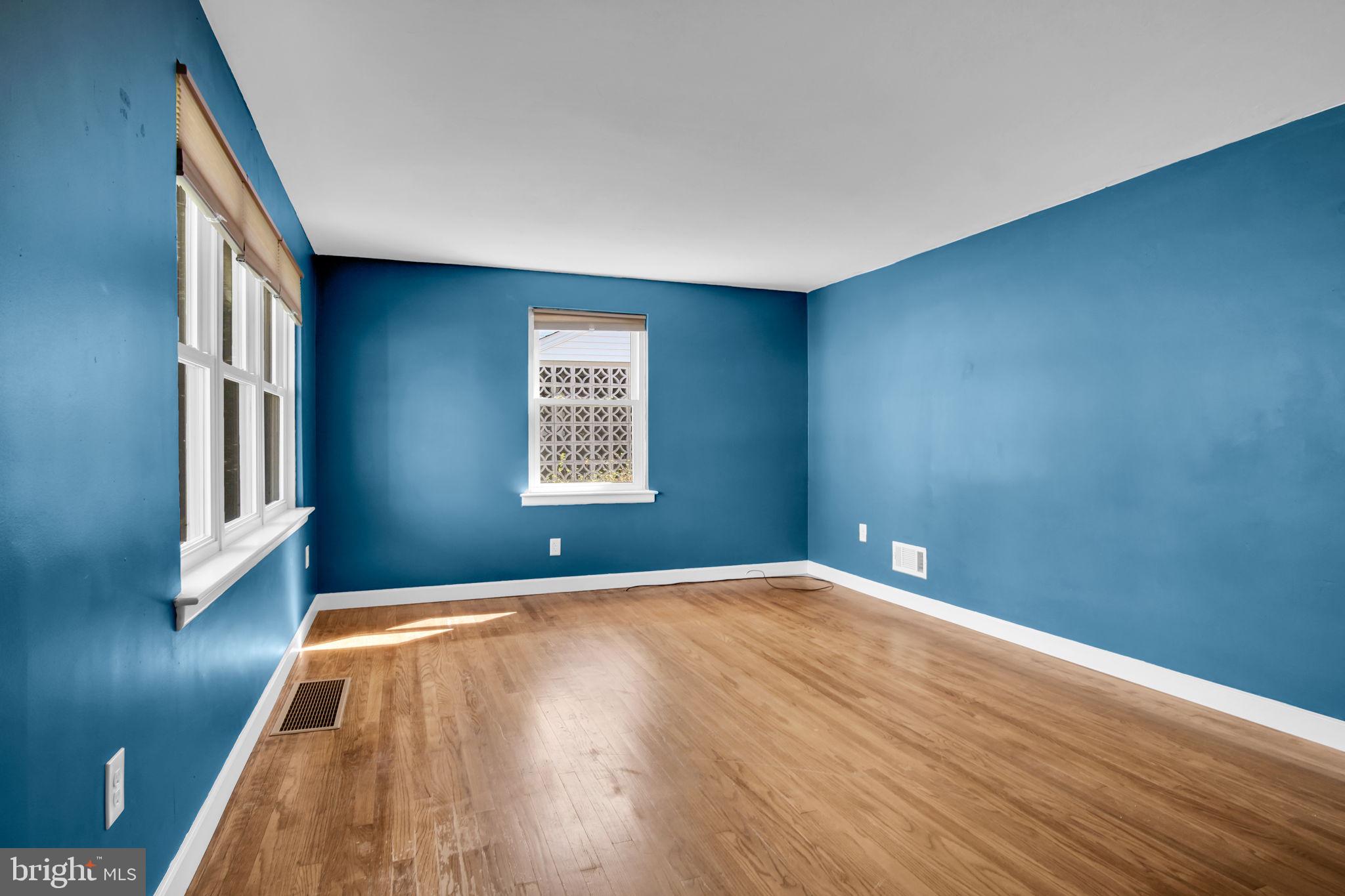 180 DEWEY STREET