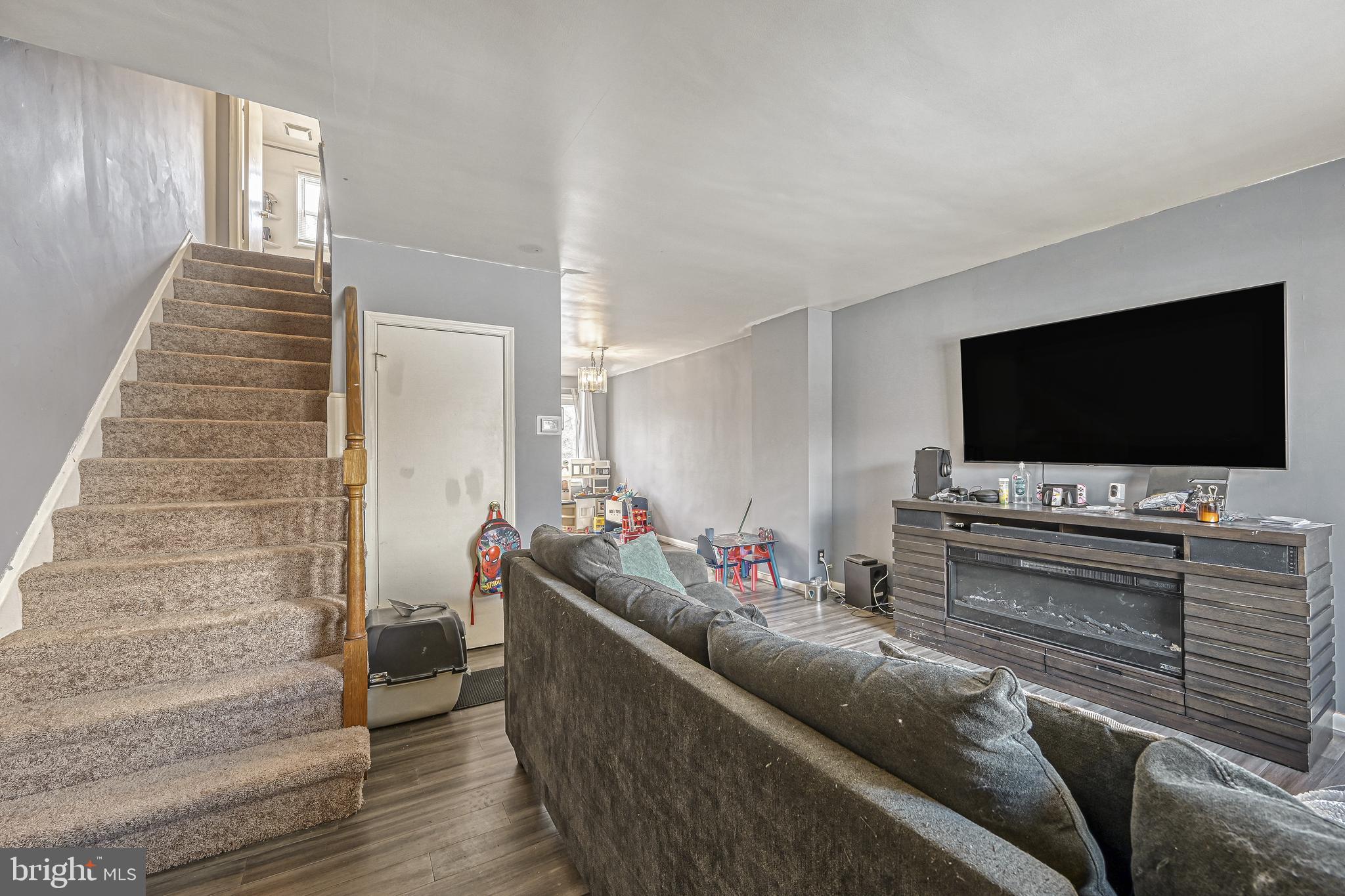 HAWTHORNE - Residential