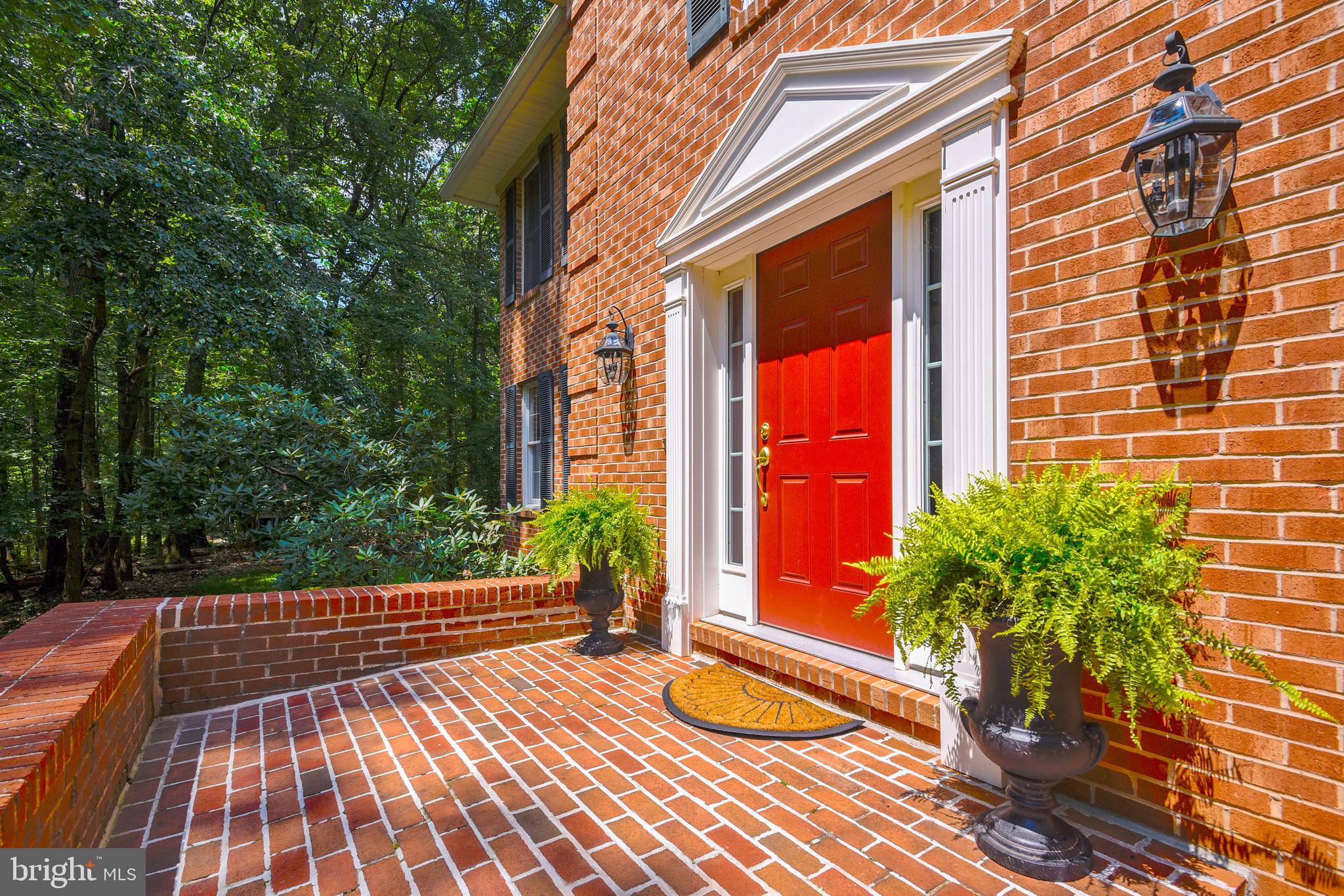 HUNT CUP HILL - Residential